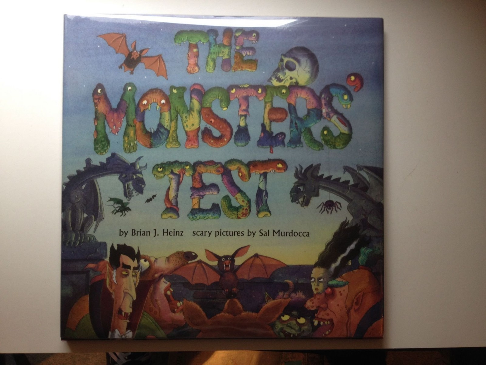 The Monsters&rsquo; Test – hardcover Heinz, Brian J.|Murdocca, Sal