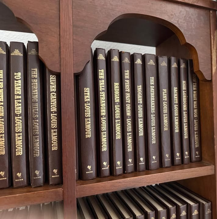 Louis L&rsquo;amour LEATHERETTE Books – YOU PICK TITLES – Buy 4+, Save 15%