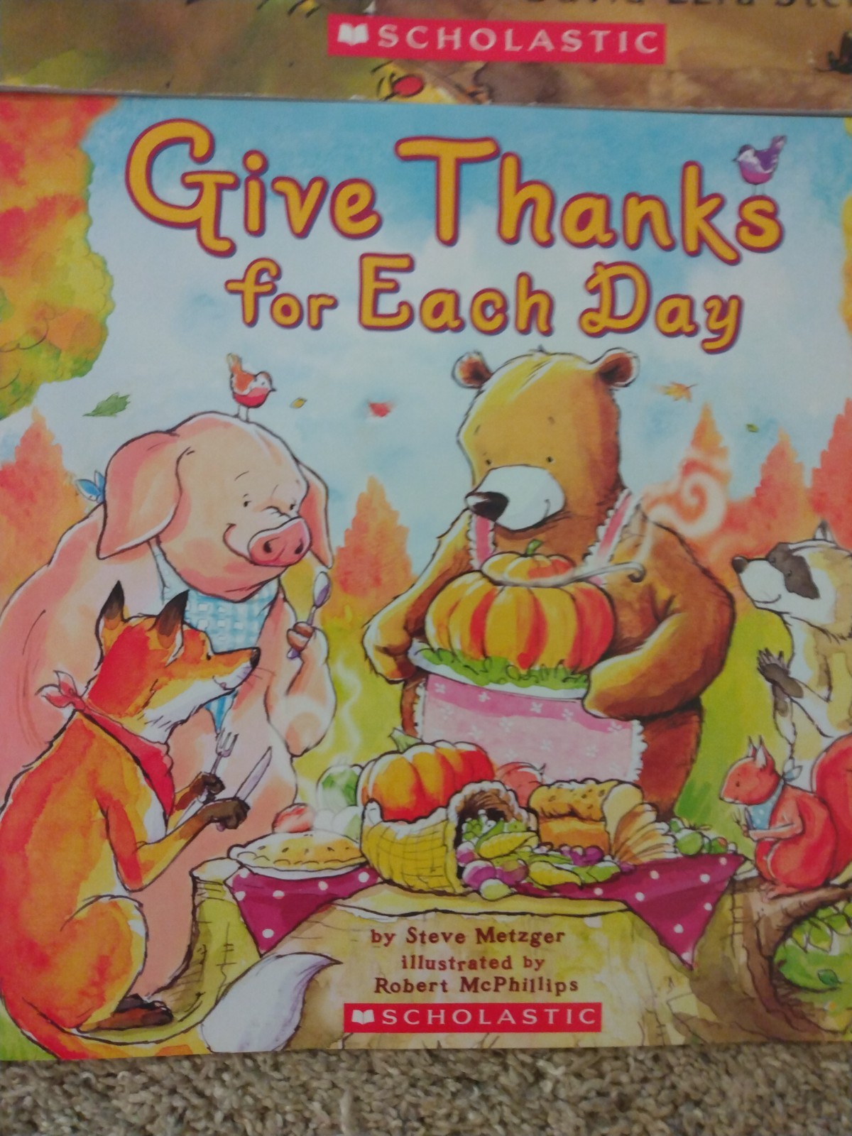 Scholastic children&rsquo;s books 11 books assorted