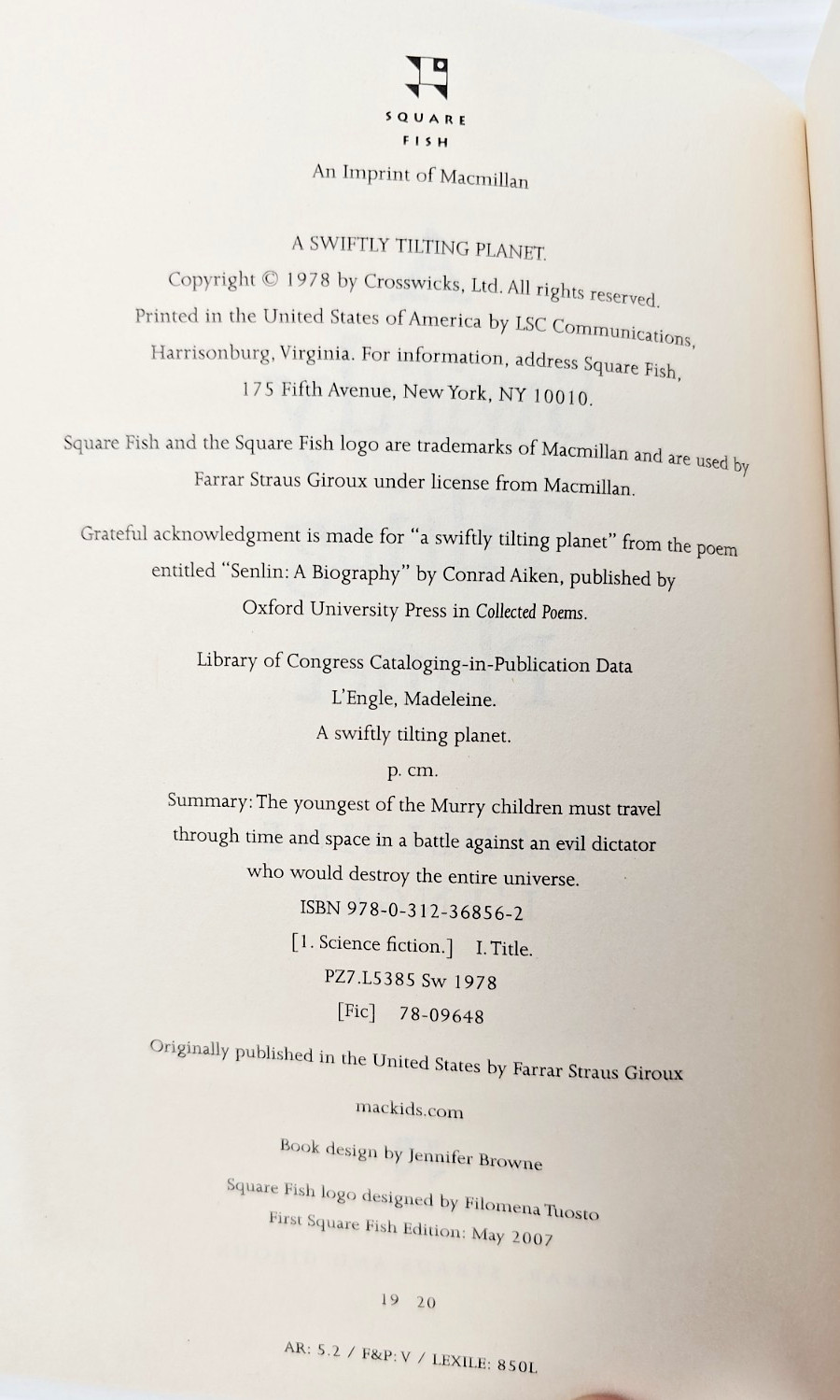 Madeleine L&rsquo;Engle Book Set Wrinkle In Time, Swiftly Tilting Planet, Many Waters+