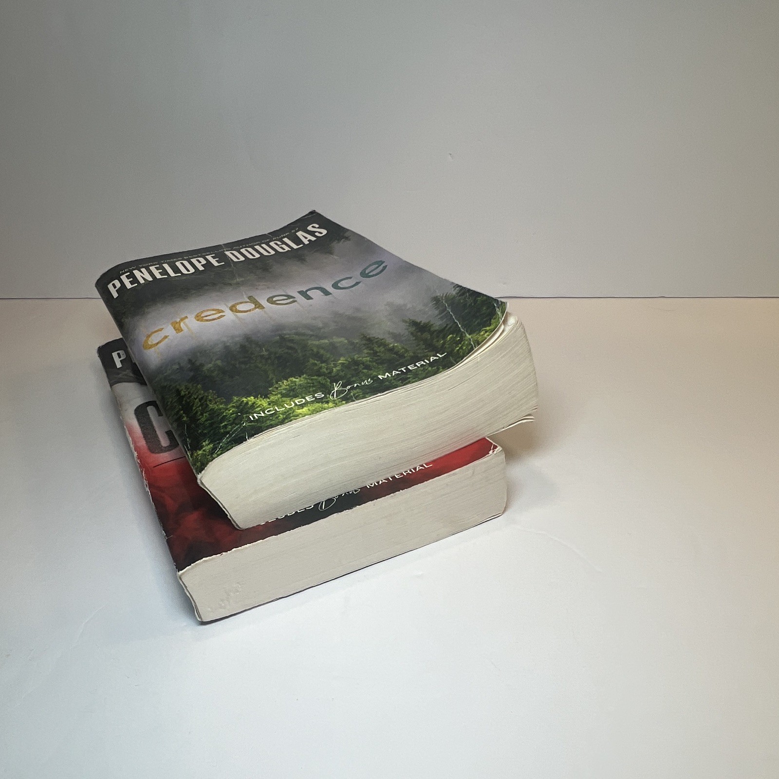 Penelope Douglas Credence & Corrupt PB 2-Book Set Devil&rsquo;s Night Bonus Berkley