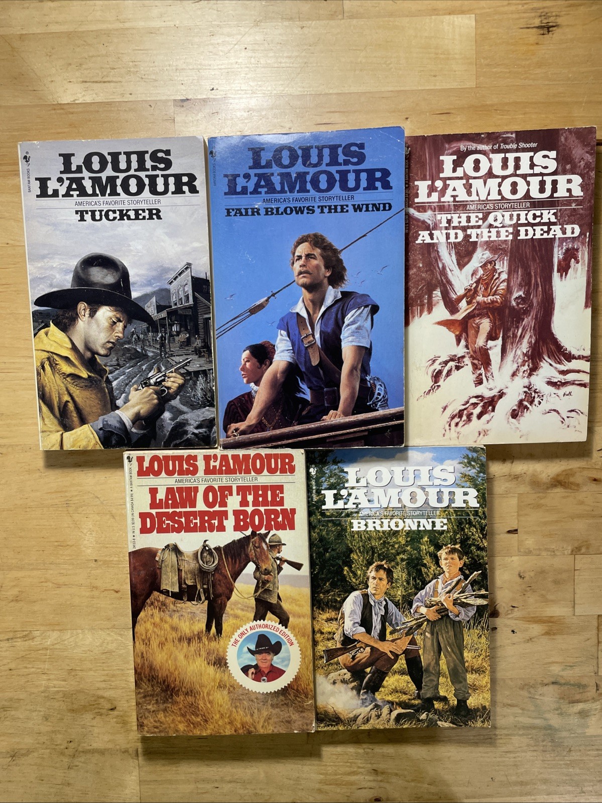 Louis L&rsquo;amour Paperback 5 Pack – Titles and batch SKU in description. As shown.