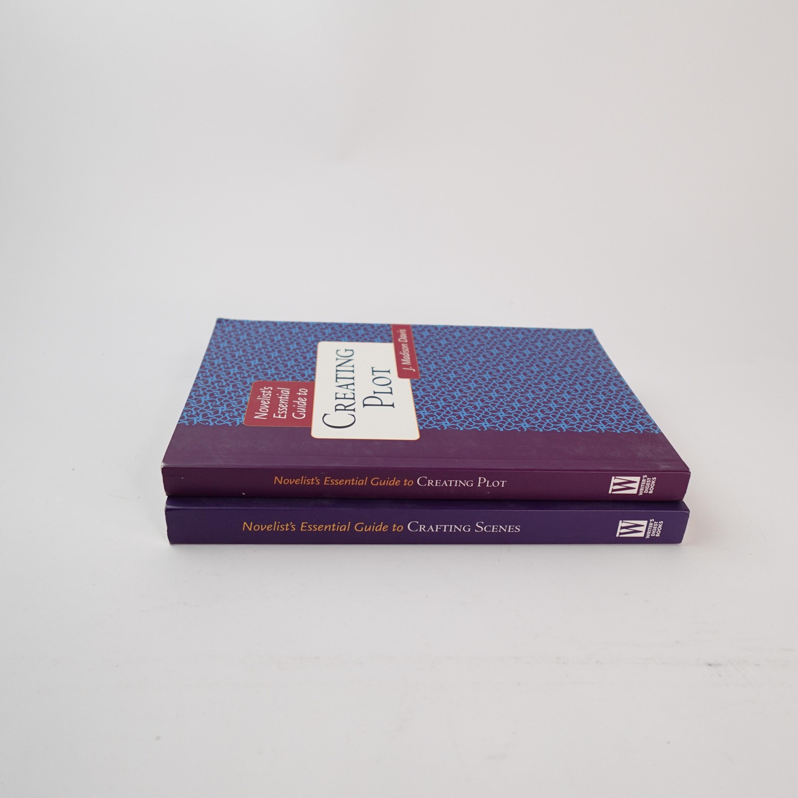 Vintage Novelist&rsquo;s Essential Guide Creating Plot & Crafting Scenes 2 Book Set