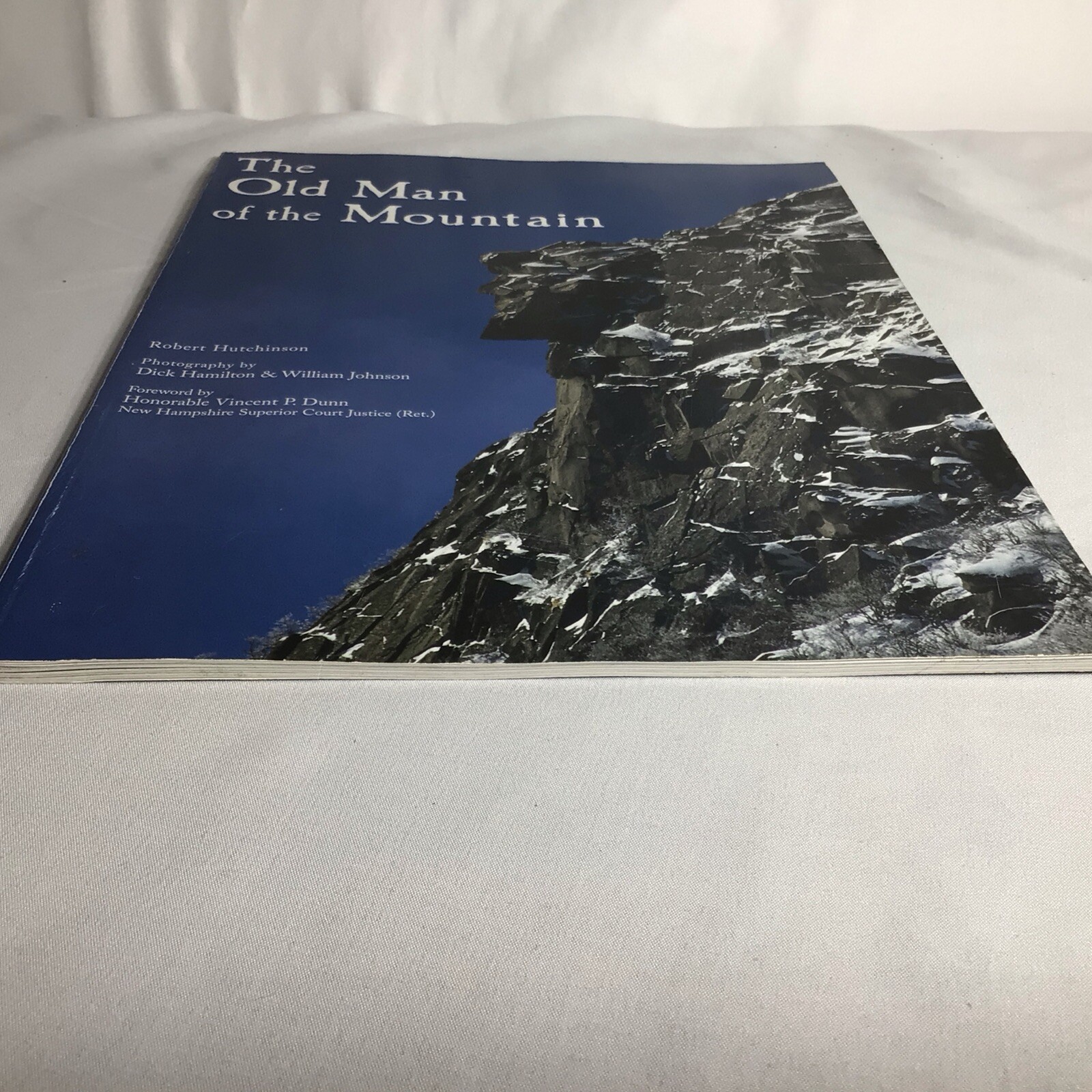 The Old Man Of The Mountain Robert Hutchinson Photographic Memorial Book 2003