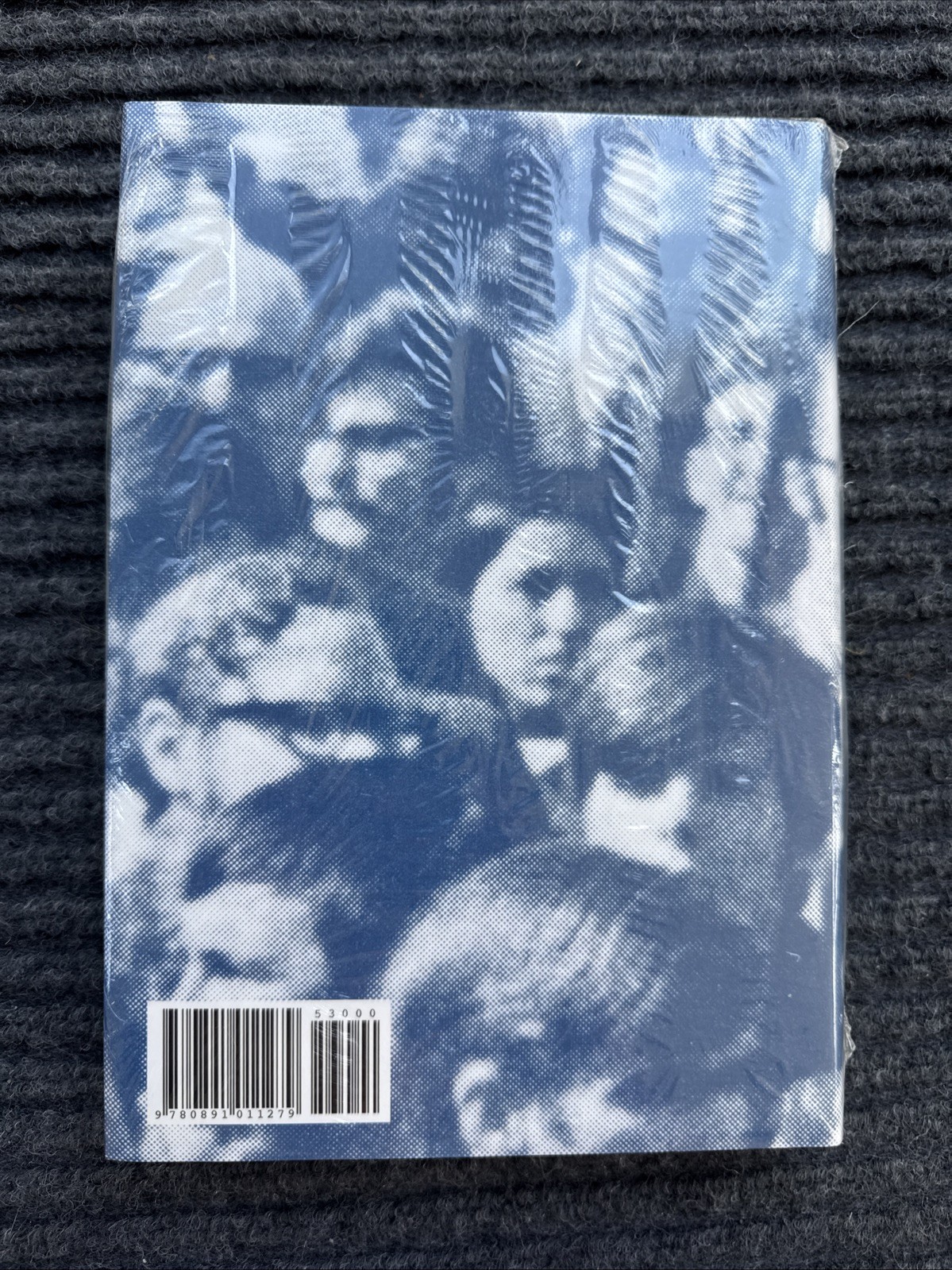 Hearts in Suspension – Hardcover, by King Stephen; Bishop Jim – New in plastic!