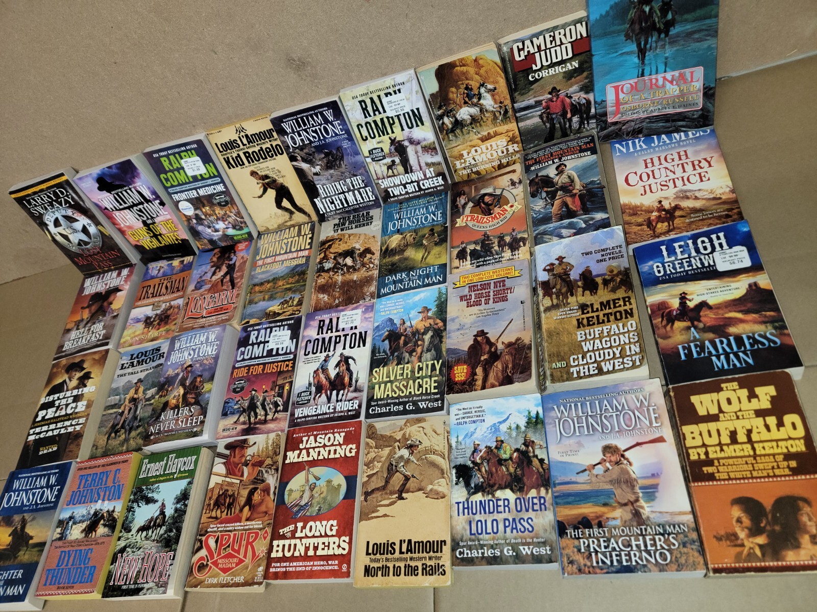 Lot of 10 Zane Grey Louis L&rsquo;amour Western Paperback Fiction Books MIX UNSORTED