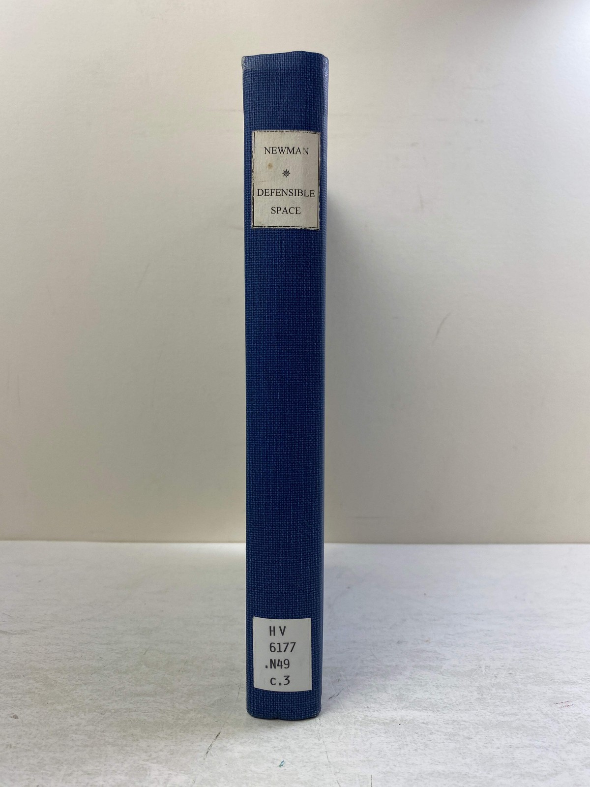 Crime Prevention Through Urban Design Defensible Space Newman Ex-library 1972 HC