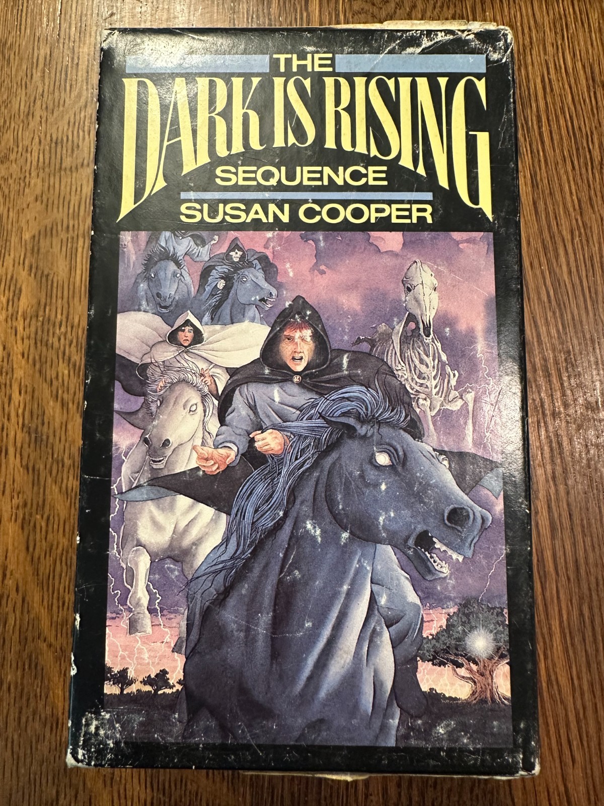 1986 Collier Books THE DARK IS RISING SEQUENCE 4 Book Box Set by Susan Cooper