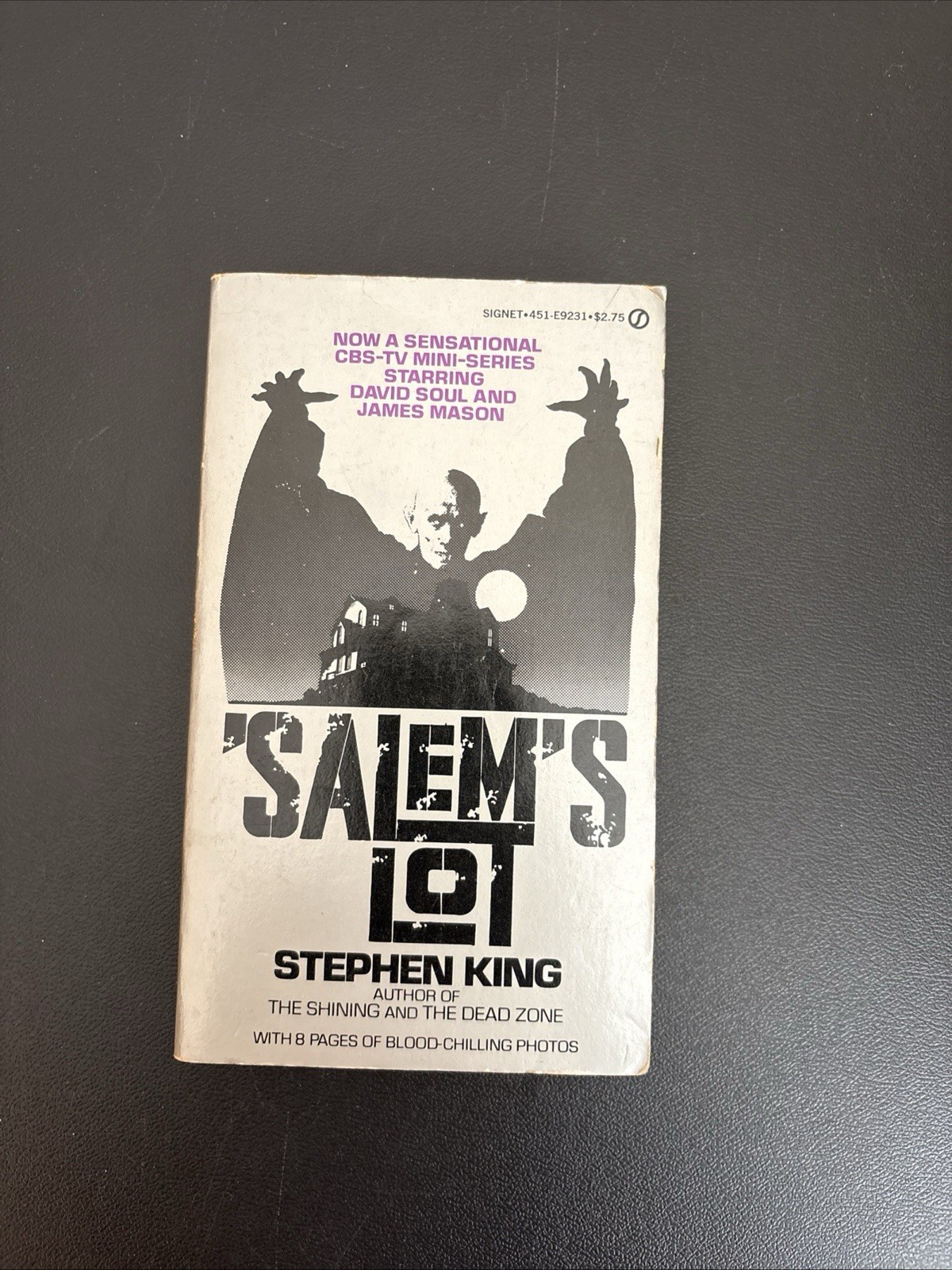 Salem&rsquo;s Lot Stephen King 1976 First Signet Printing Paperback with B&W Pictures