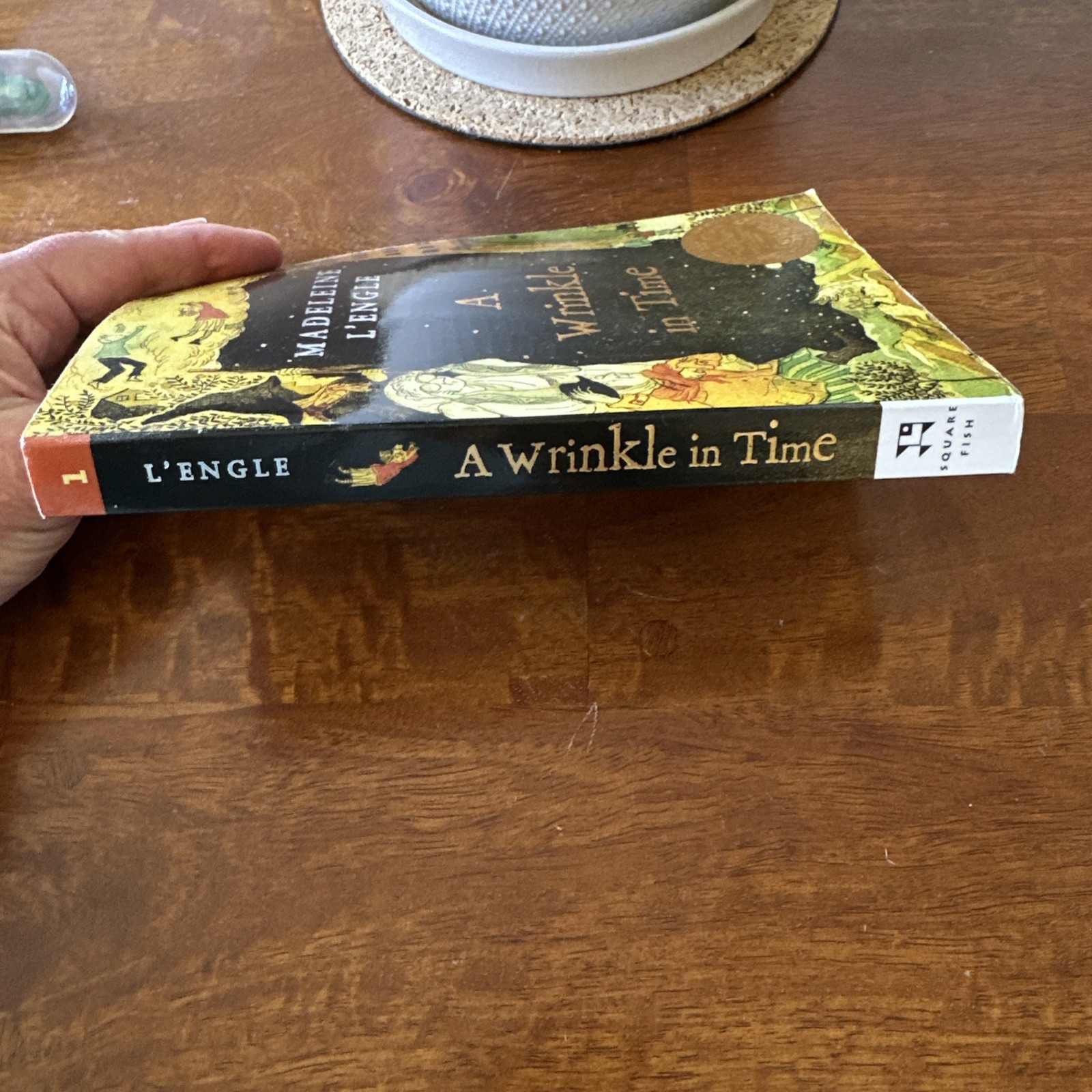 A Wrinkle in Time by Madeleine L&rsquo;Engle (2007, Trade Paperback)