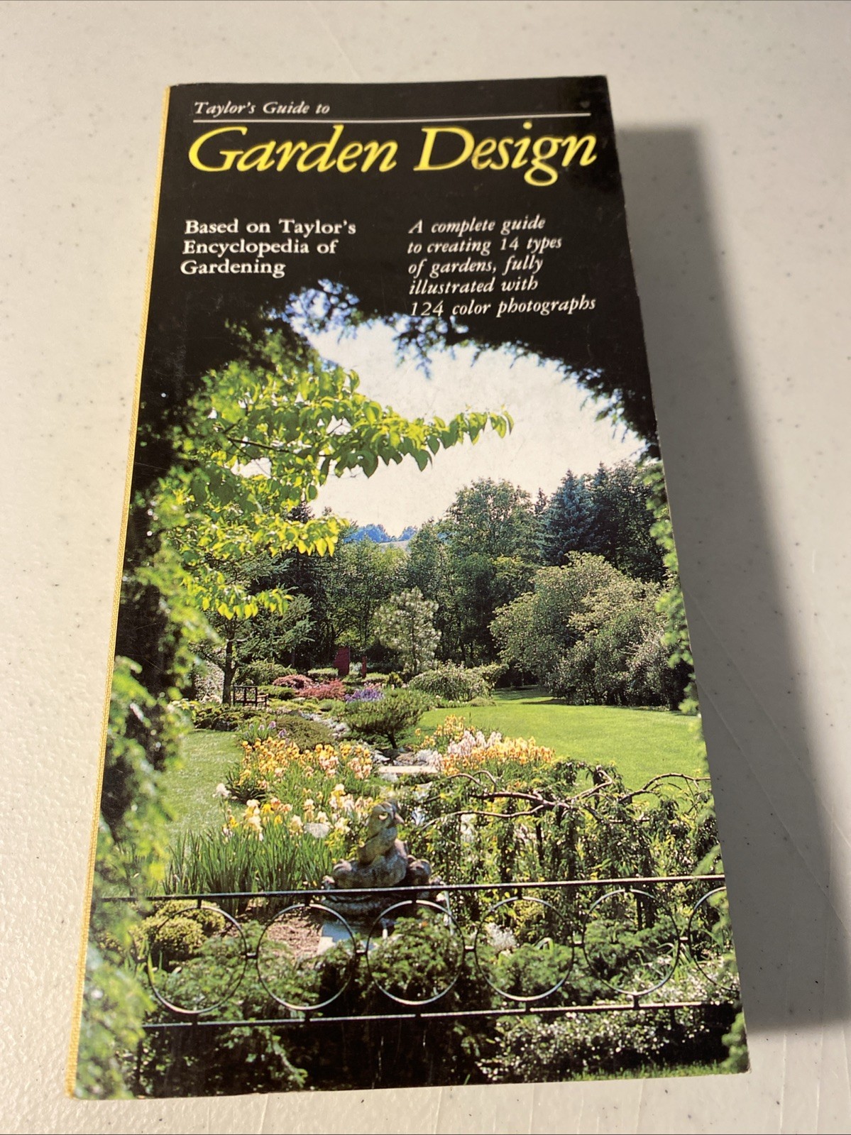 Taylor&rsquo;s Guides Lot of 4 Shrubs, Garden Design, Shade Gardening, Techniques