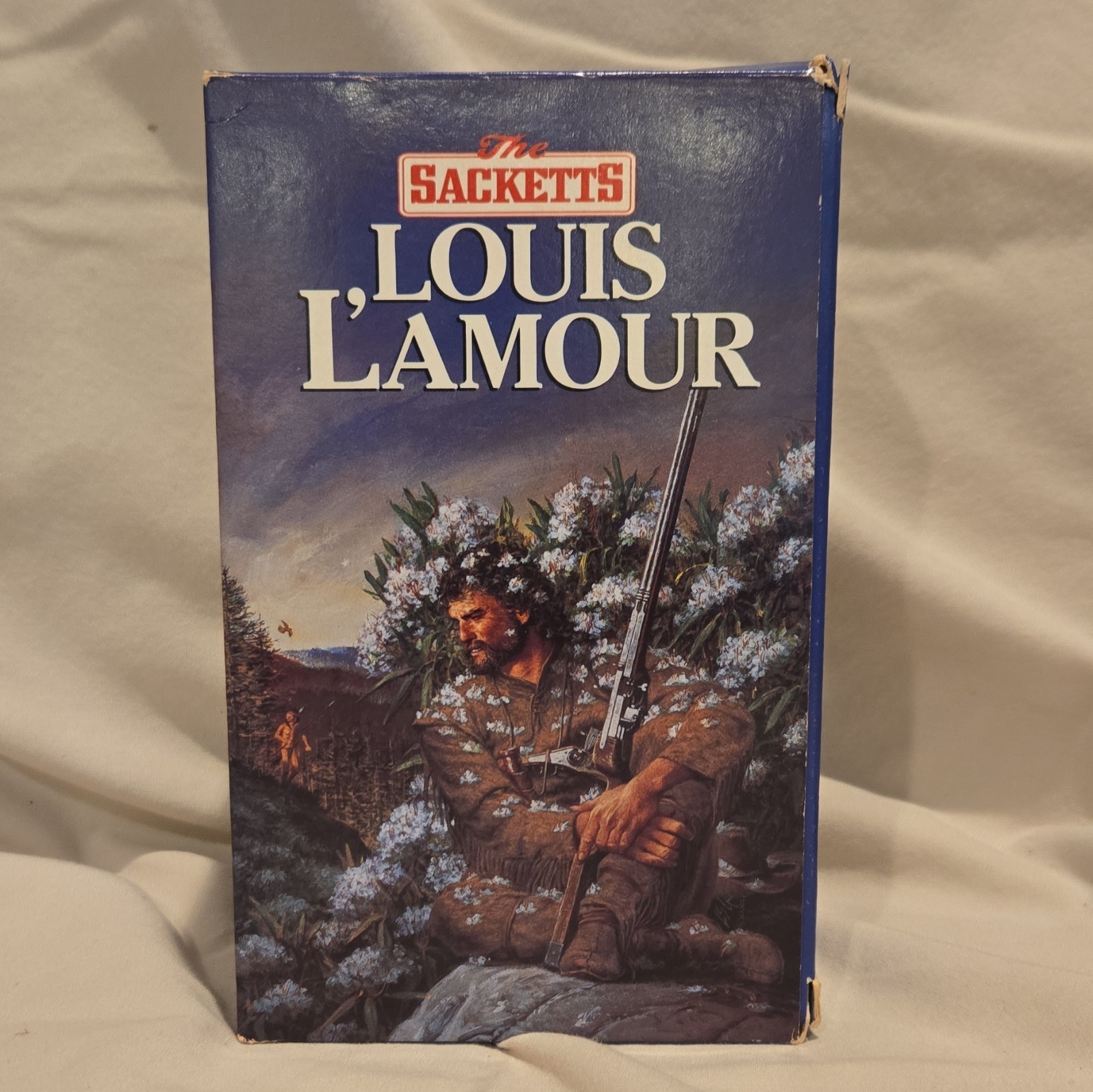 Louis L&rsquo;Amour The Sacketts Box Set Lot of 5 Western Fiction Paperbacks Bantam
