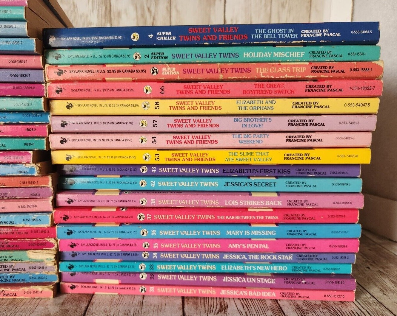 1990&rsquo;s Sweet Valley Twins Books BUILD YOUR COLLECTION Francine Pascal Paperback