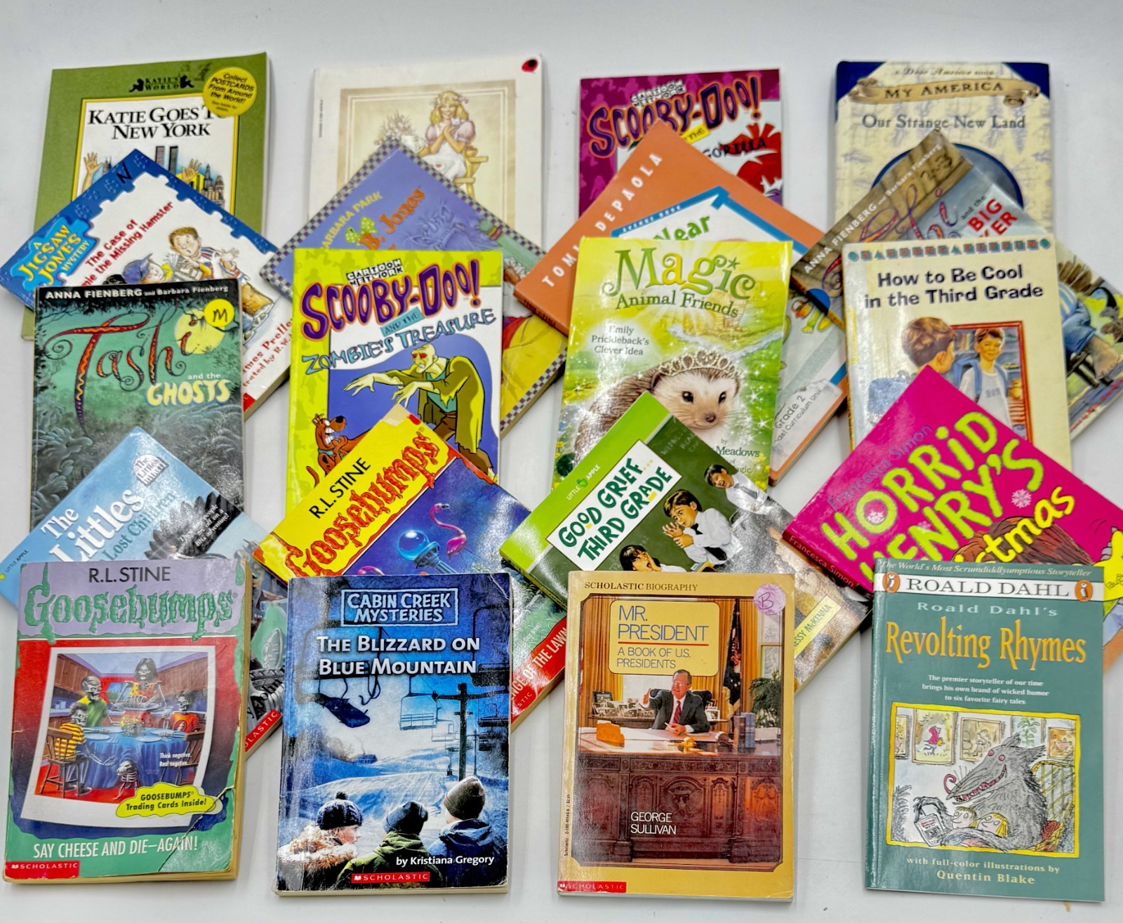Bulk/Huge Lot of 50 of Children&rsquo;s Kids Chapter Books – Random – Free Shipping!