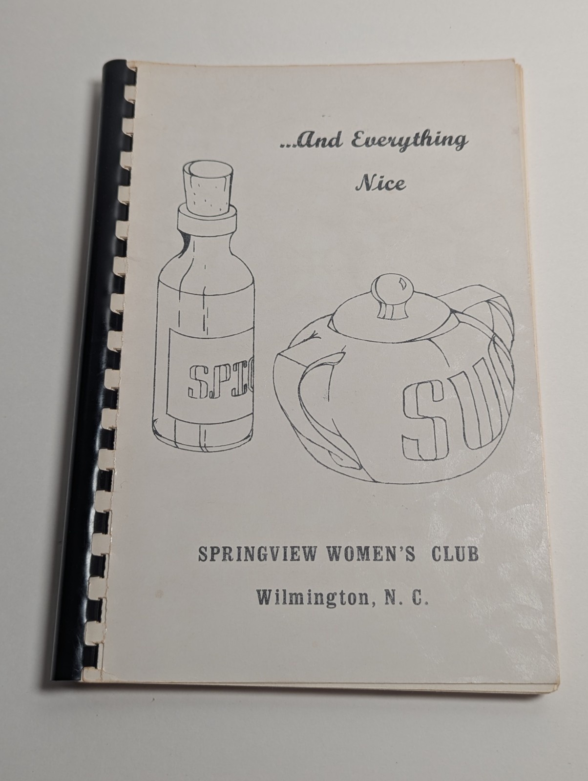 Southern Cooking – Springview Women&rsquo;s Club Wilmington NC 1974 106 pages