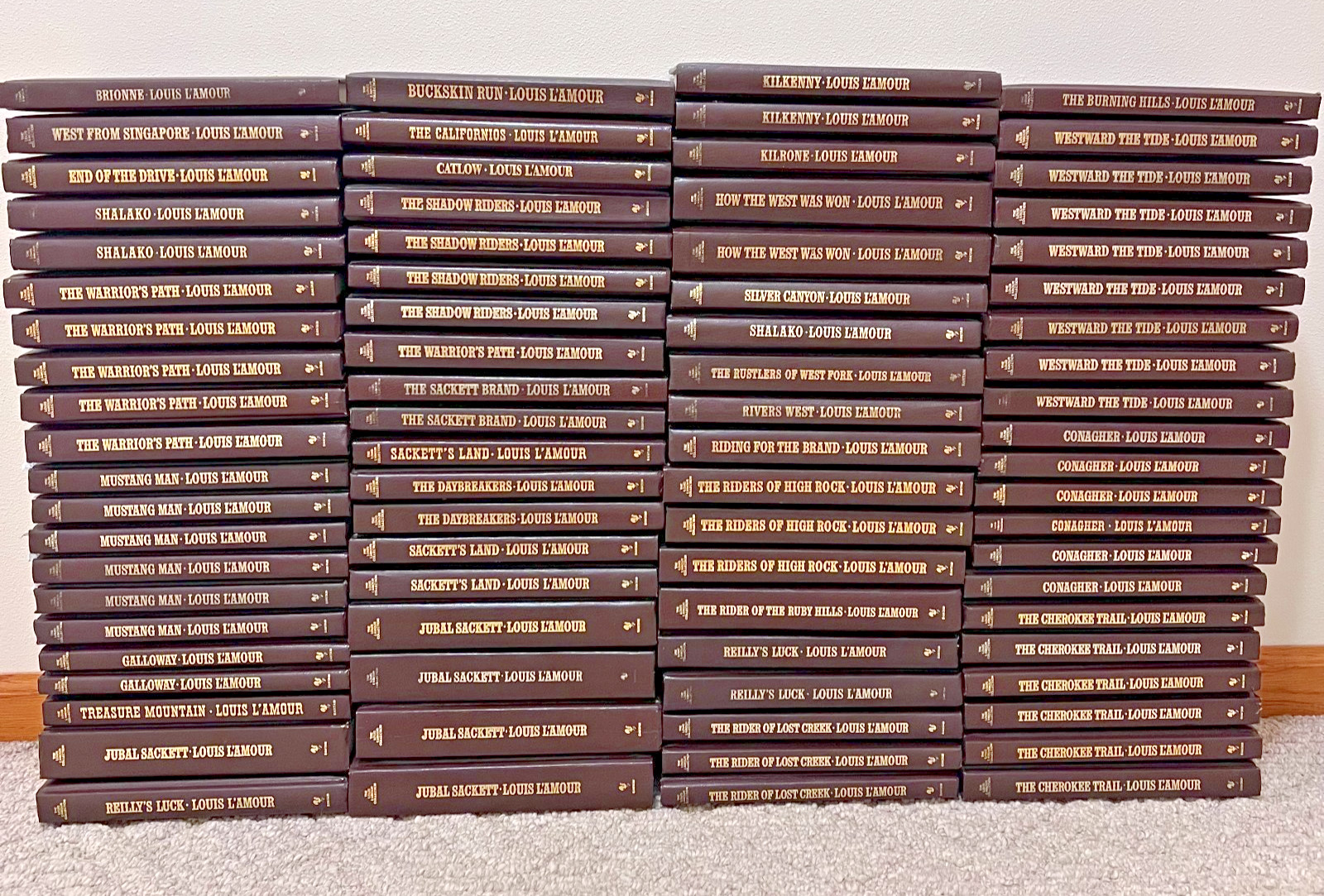 Louis L&rsquo;Amour Leatherette Western Books-Choose Your Title-Drop Down Menu