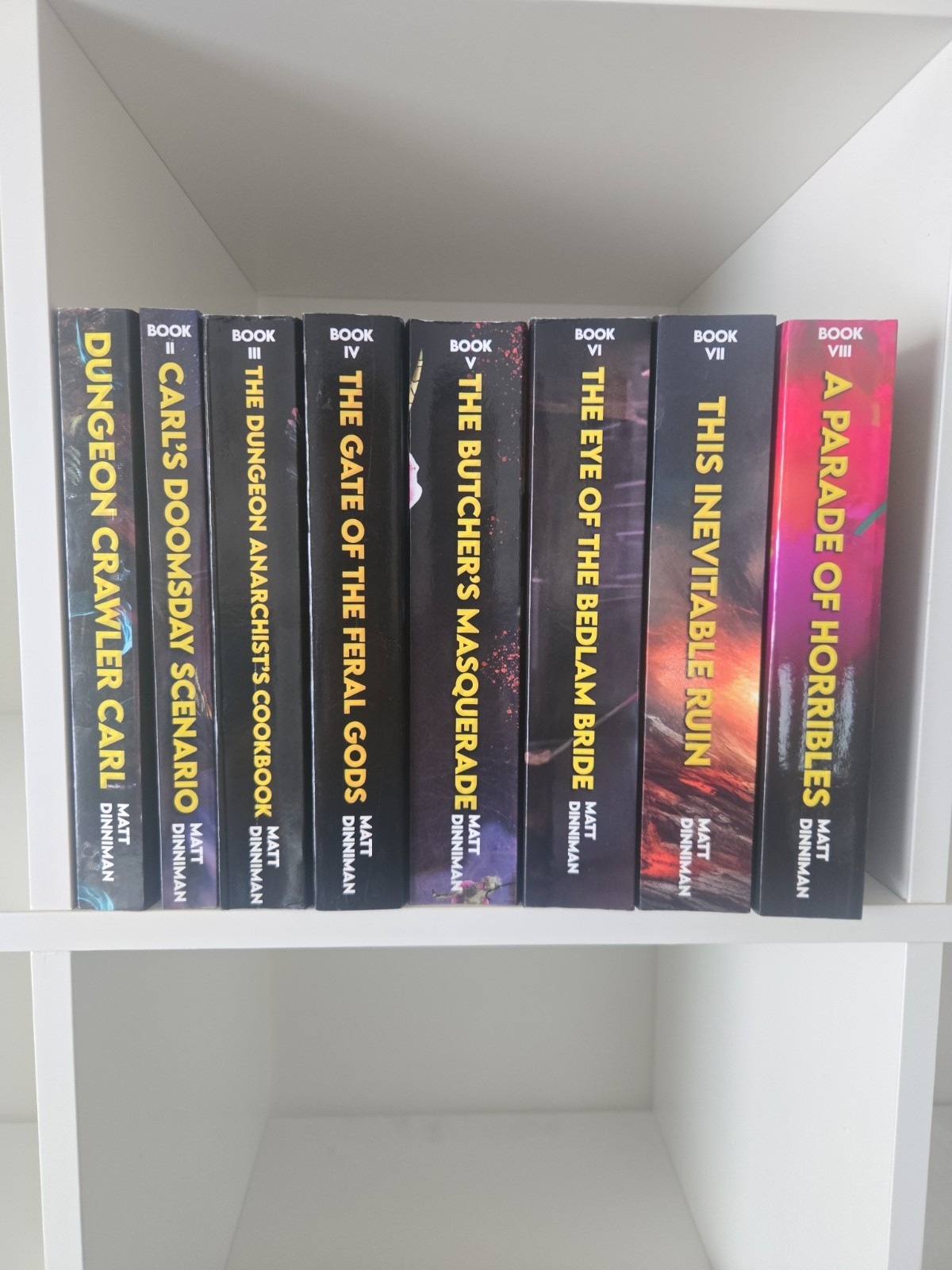 *SIGNED* Dungeon Crawler Carl Matt Dinniman 1-8 Paperback OOP 1-7 Autographed