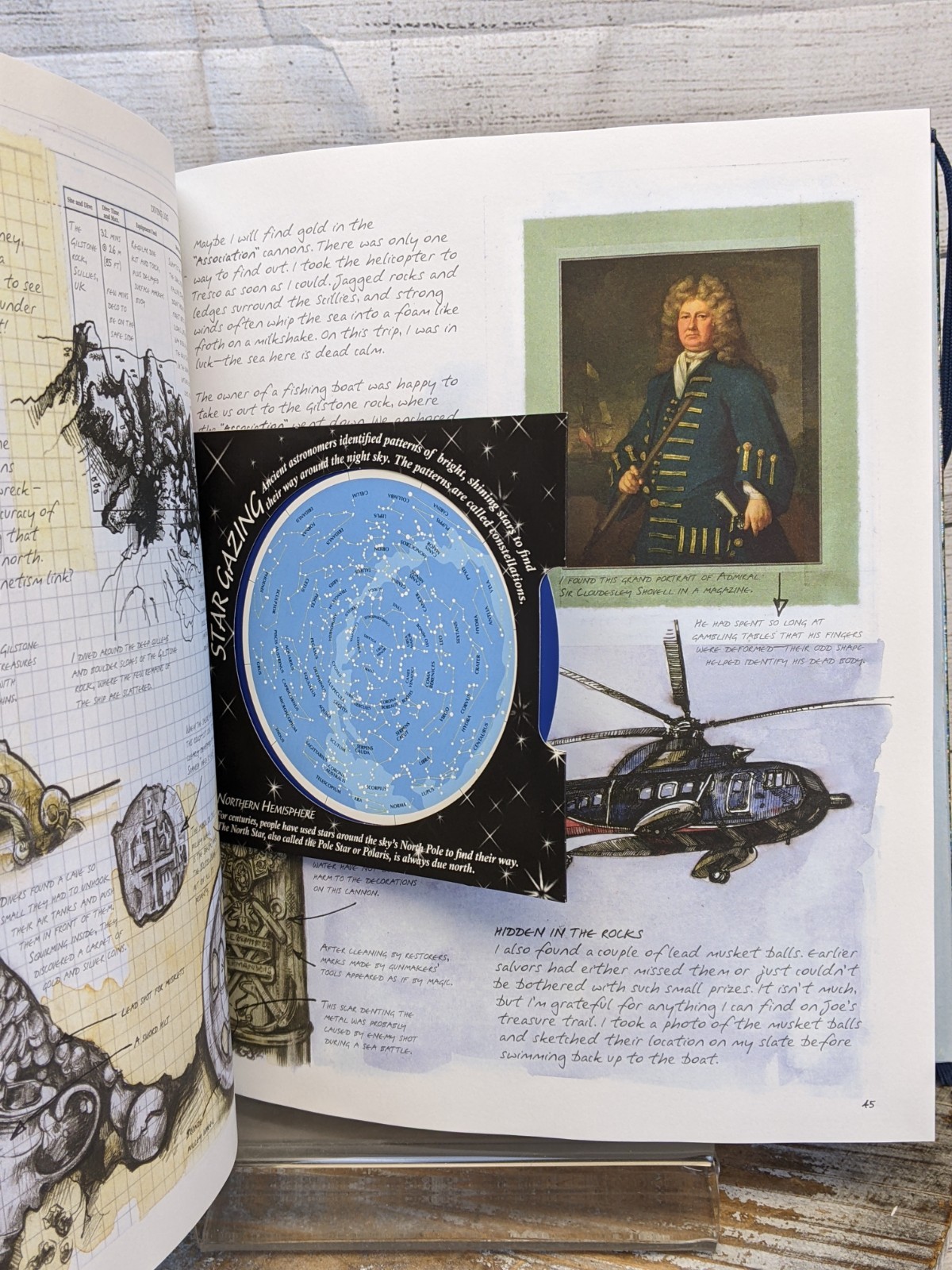 Duncan Cameron&rsquo;s Shipwreck Detective With Compass & Dive Log HC