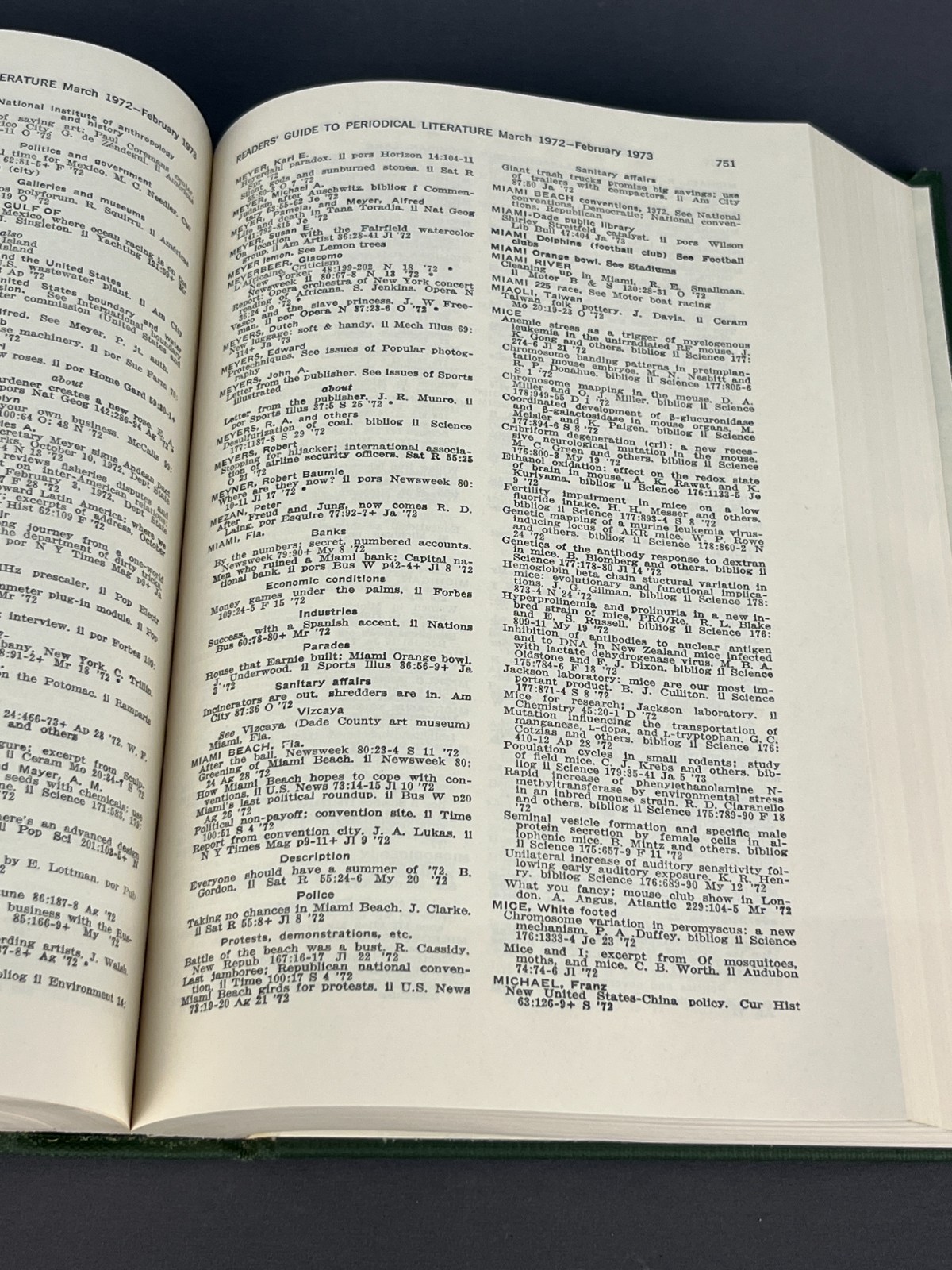 1972 -73 Reader&rsquo;s Guide to Periodical Literature Volume 32 by H.W. Wilson