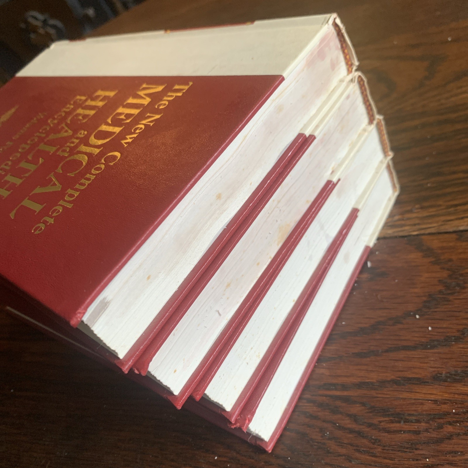 The New Complete Medical & Health Encyclopedia 4 Vol. SET 1982 Hardback Cover