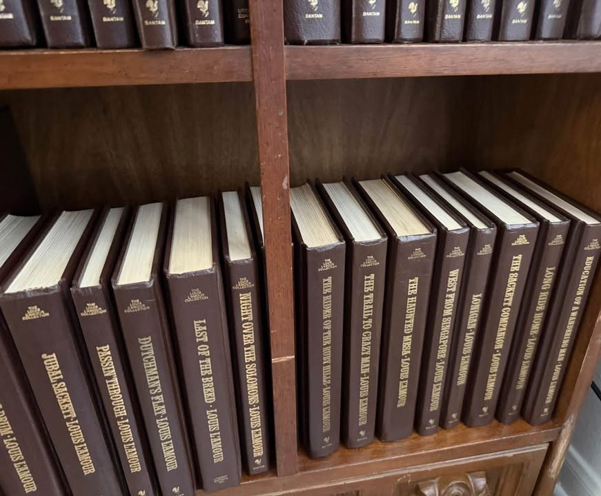 Louis L&rsquo;amour LEATHERETTE Books – YOU PICK TITLES – Buy 4+, Save 15%