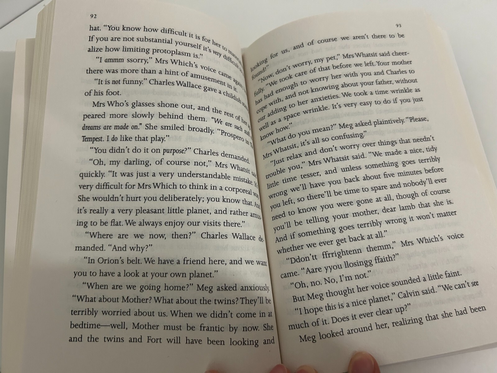 A Wrinkle in Time by Madeleine L&rsquo;Engle Paperback