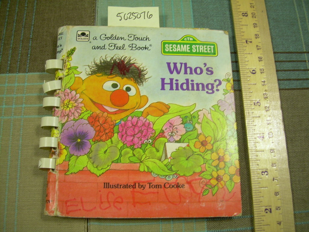 CTW Sesame Street * Who&rsquo;s Hiding ? Golden Touch Feel Tom Cooke POP UP * vintage