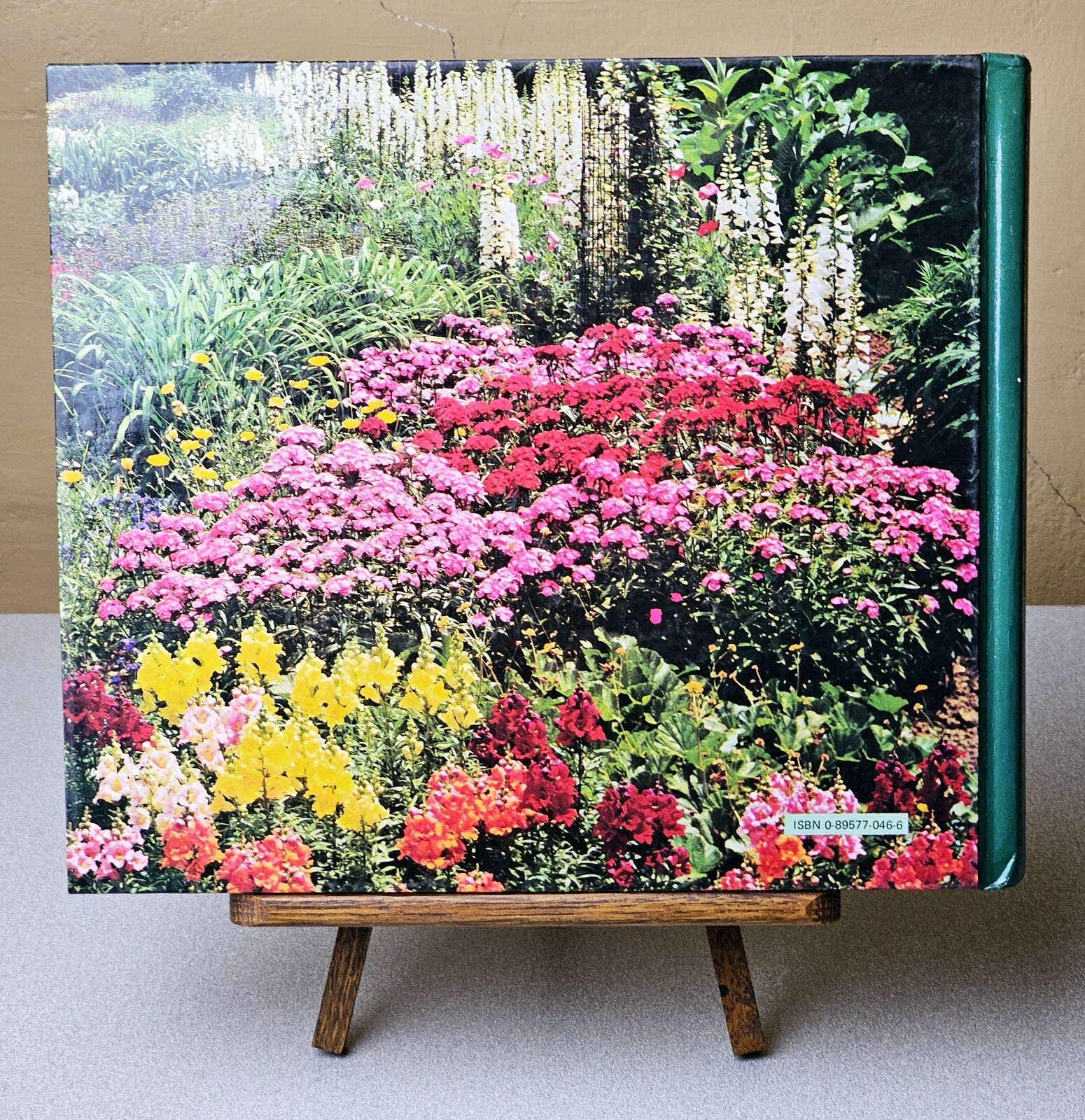 Reader&rsquo;s Digest Illustrated Guide to Gardening Various 672 Pages Hardcover 1977