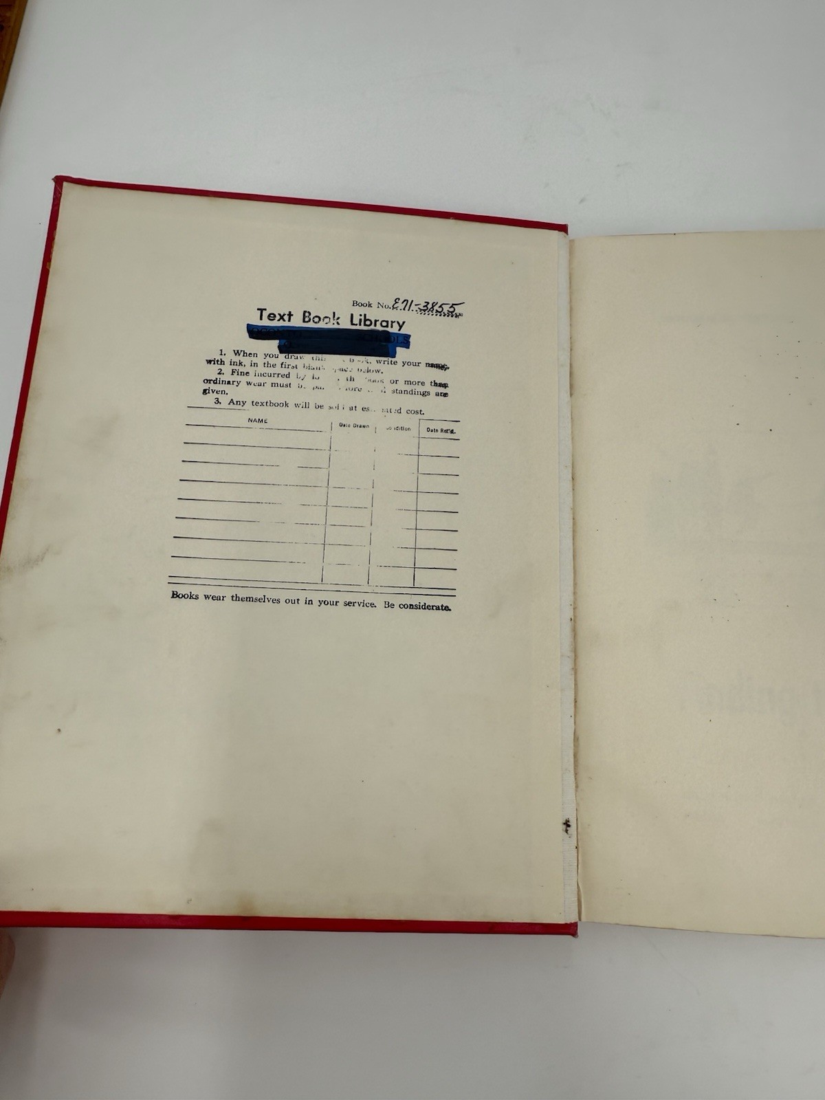 A mid-20th century children&rsquo;s book titled « Finding the Way ».