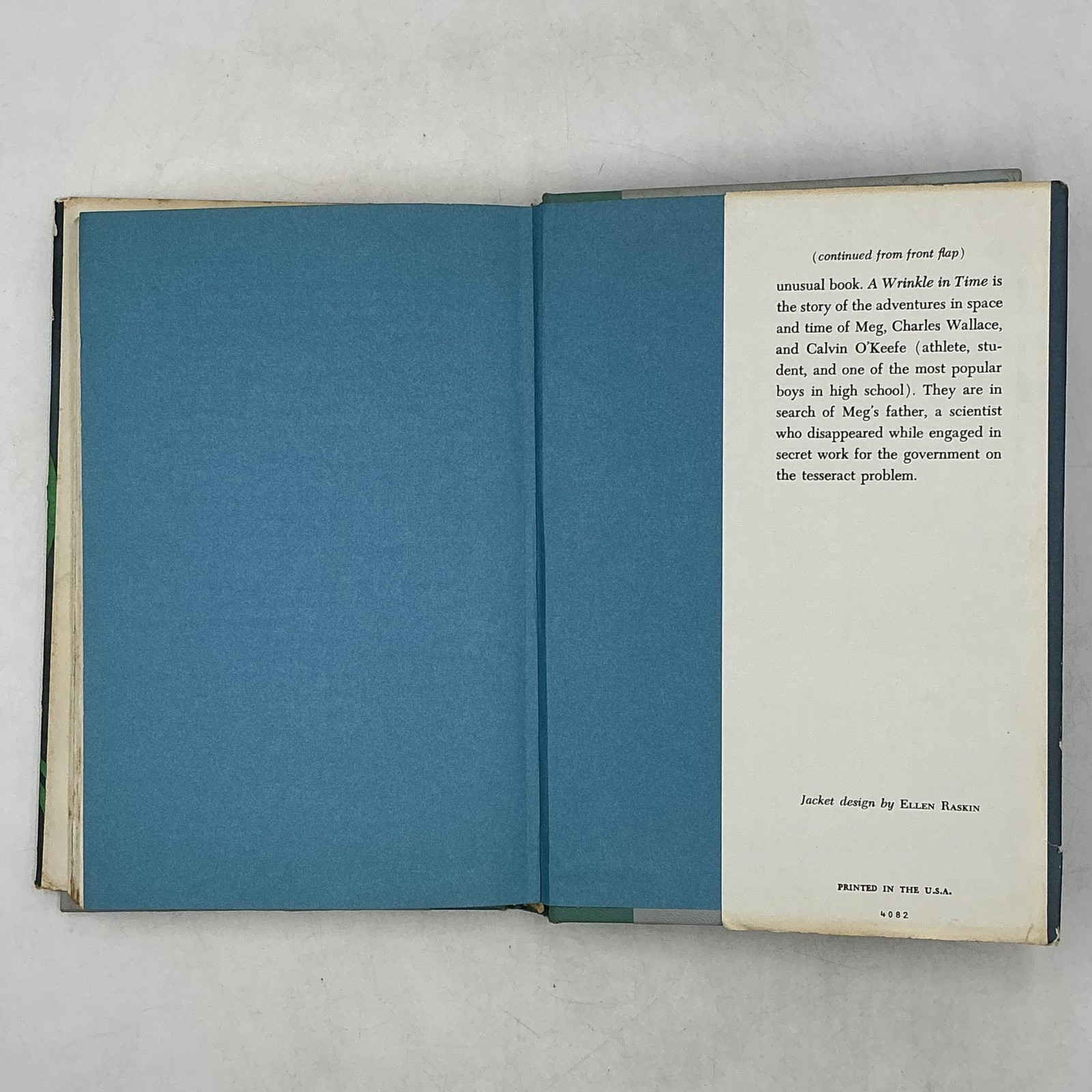 A WRINKLE IN TIME Madeleine L&rsquo;Engle 1962 1st Ed HC DJ Vintage Blue BCE