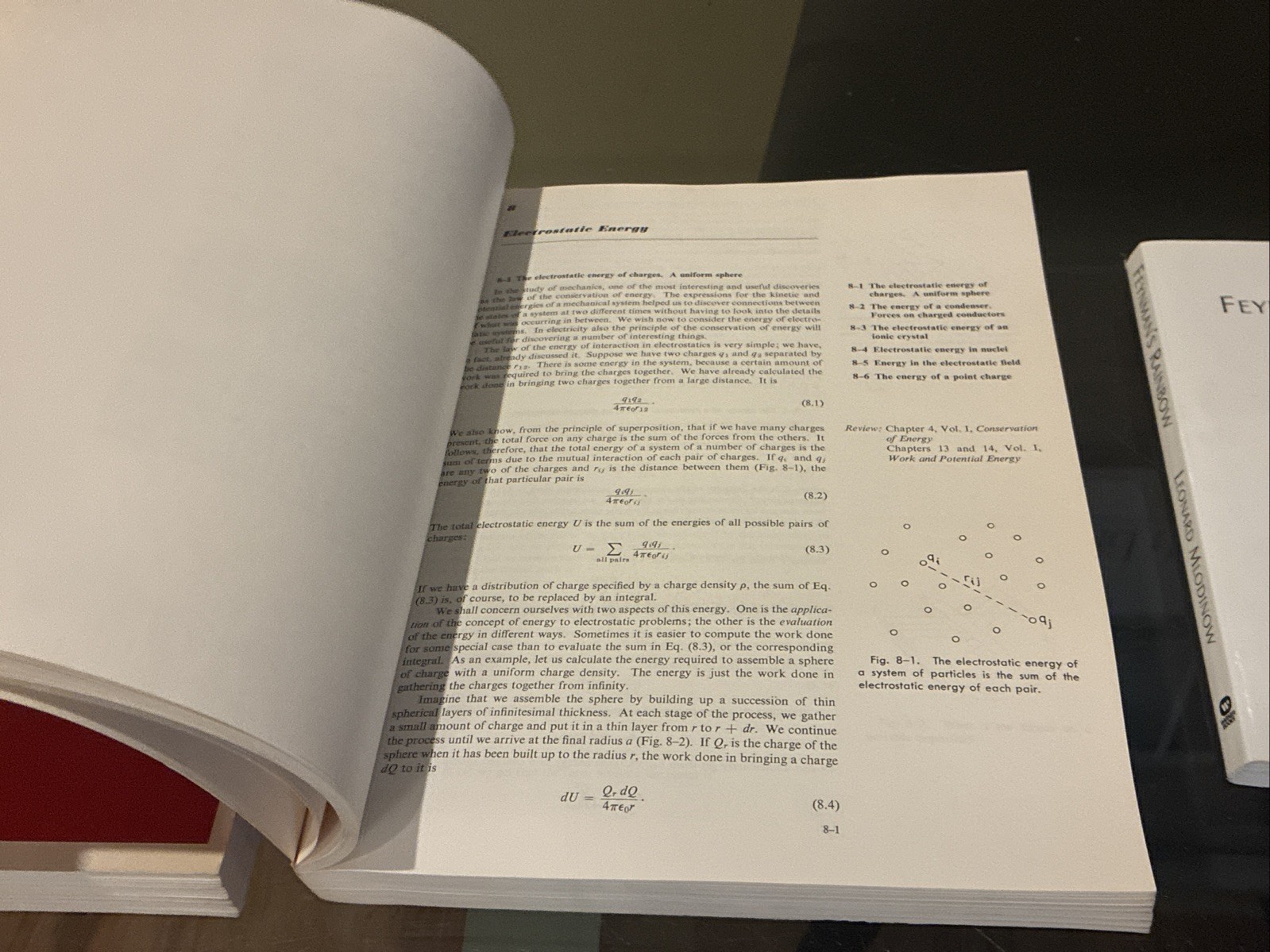 The Feynman Lectures On Physics SET Volumes 1 & 2 PLUS Feynman’s Rainbow *NICE*