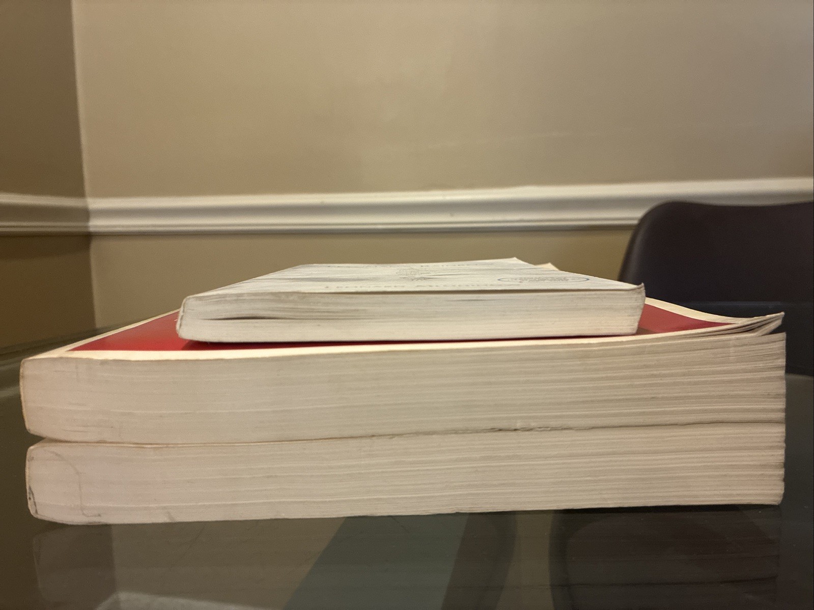 The Feynman Lectures On Physics SET Volumes 1 & 2 PLUS Feynman’s Rainbow *NICE*