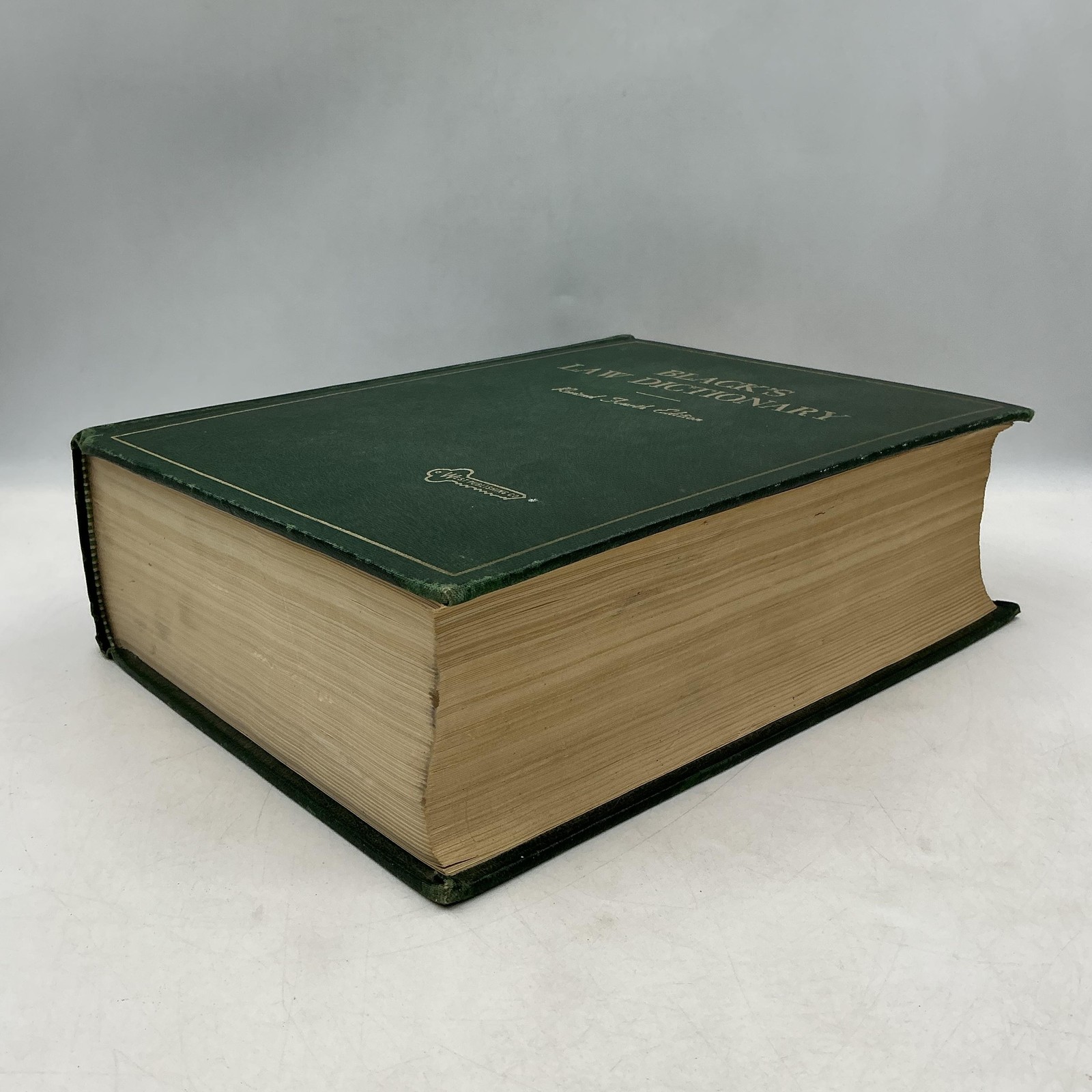 Vintage BLACK&rsquo;S LAW DICTIONARY Henry Campbell Black Ewtn HC Green 1968 USA