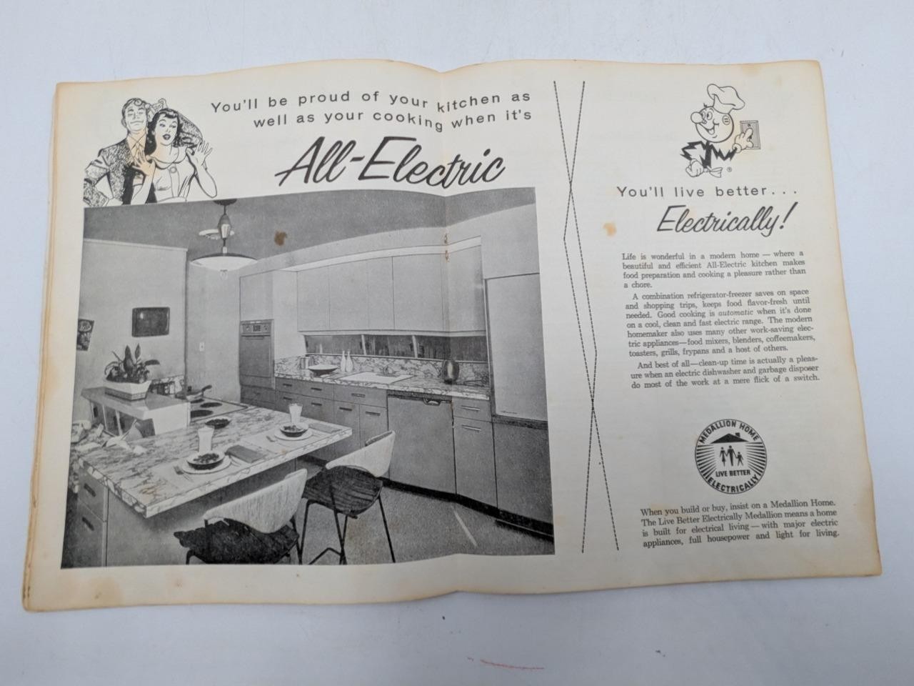 1959 WE Energies Cookie Book Wisconsin Electric Christmas Cooky Recipe Book A