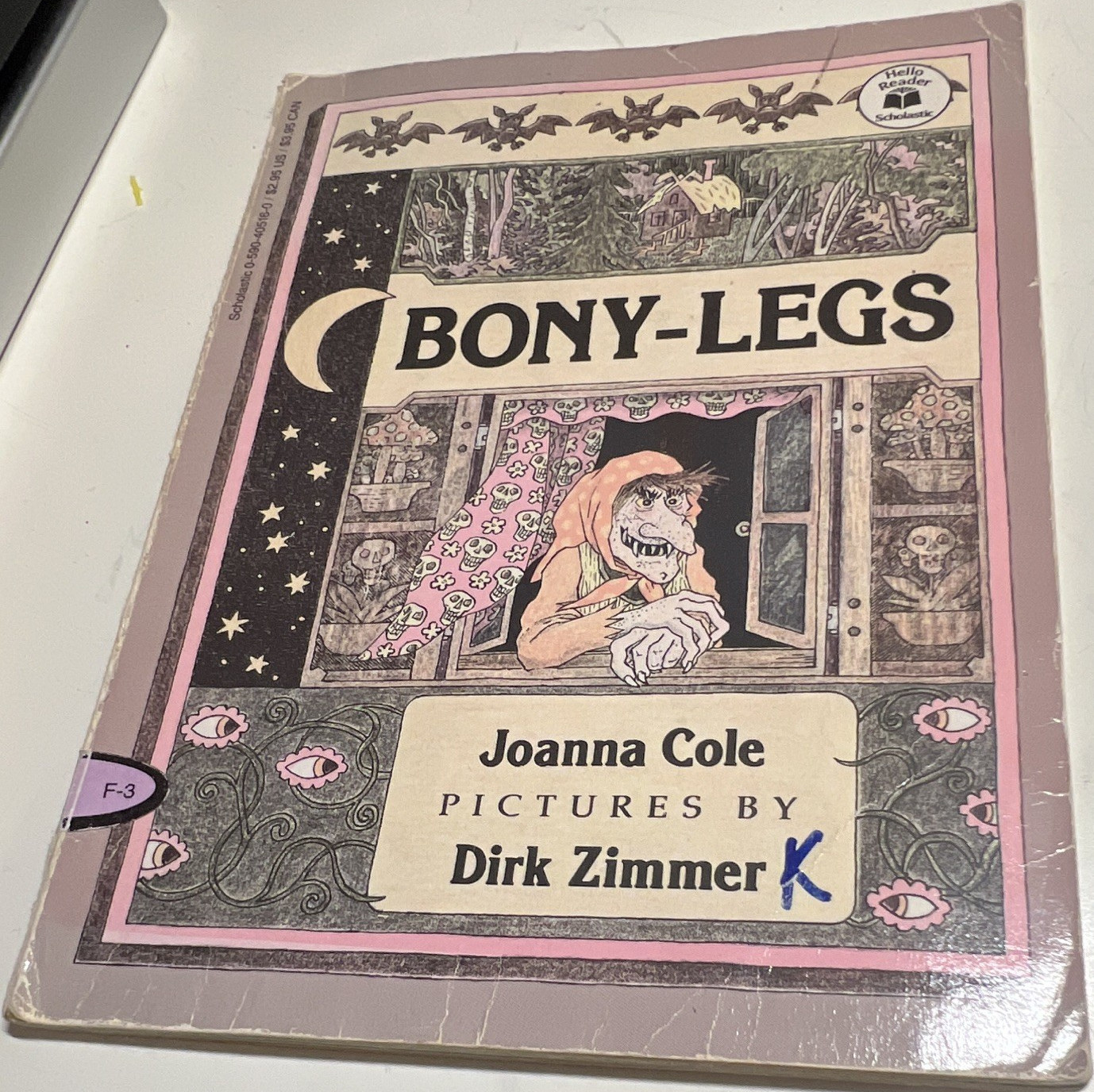 Bony-Legs Paperback by Joanna Cole Illustrated by Dirk Zimmer Scholastic