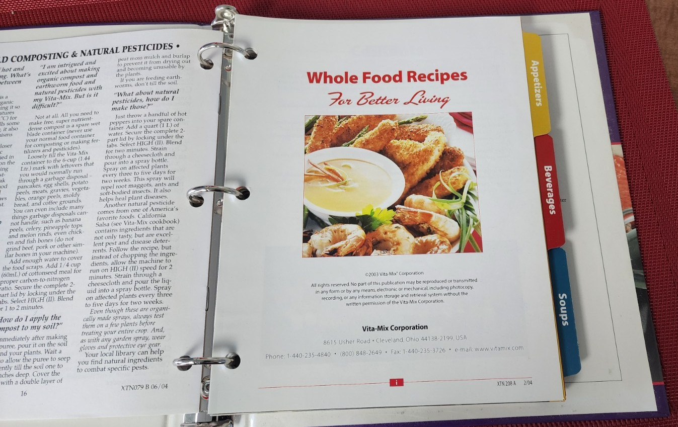Vita-Mix XTN-208A 3-Ring Cookbook + Owner&rsquo;s Manual Whole Foods Recipes 3 Ring HB