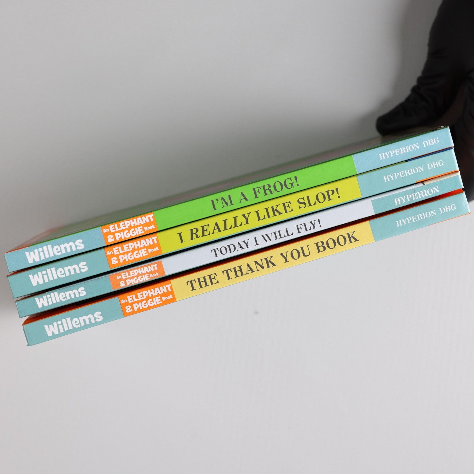 Lot of 8 Mo Willems Children&rsquo;s Books – Elephant & Piggie, Goldilocks, Pigeon