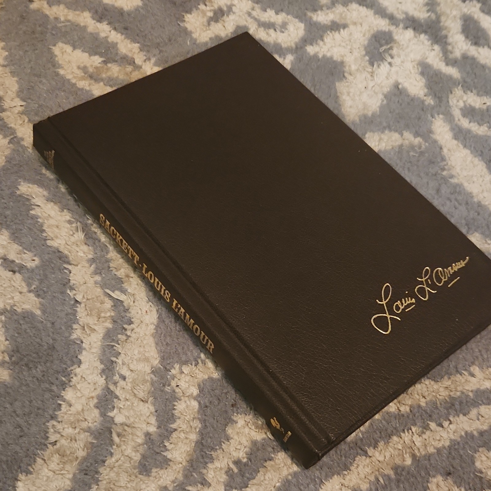 Sackett by Louis L&rsquo;Amour Leatherette Hardcover Bantam Books 1981 Series