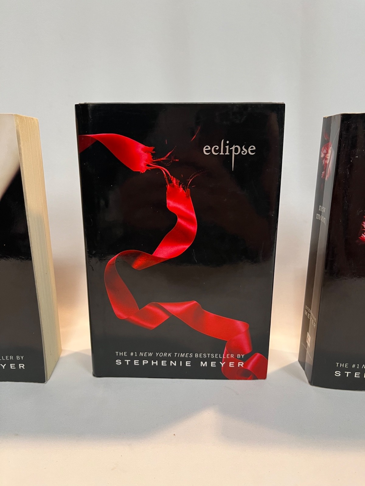 Twilight Saga Collection Set by Stephenie Meyer (2005-2008, 2 Hardcover, 2 PB)
