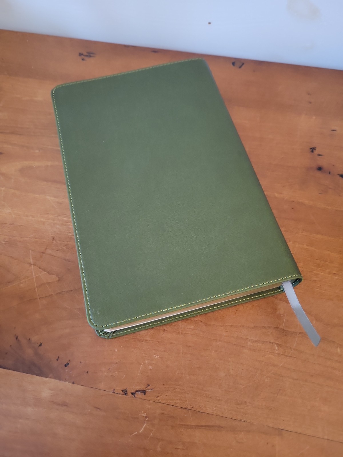 The Holy Bible New American Standard NASB Holman Olive Green Leather Touch 8.5&Prime;