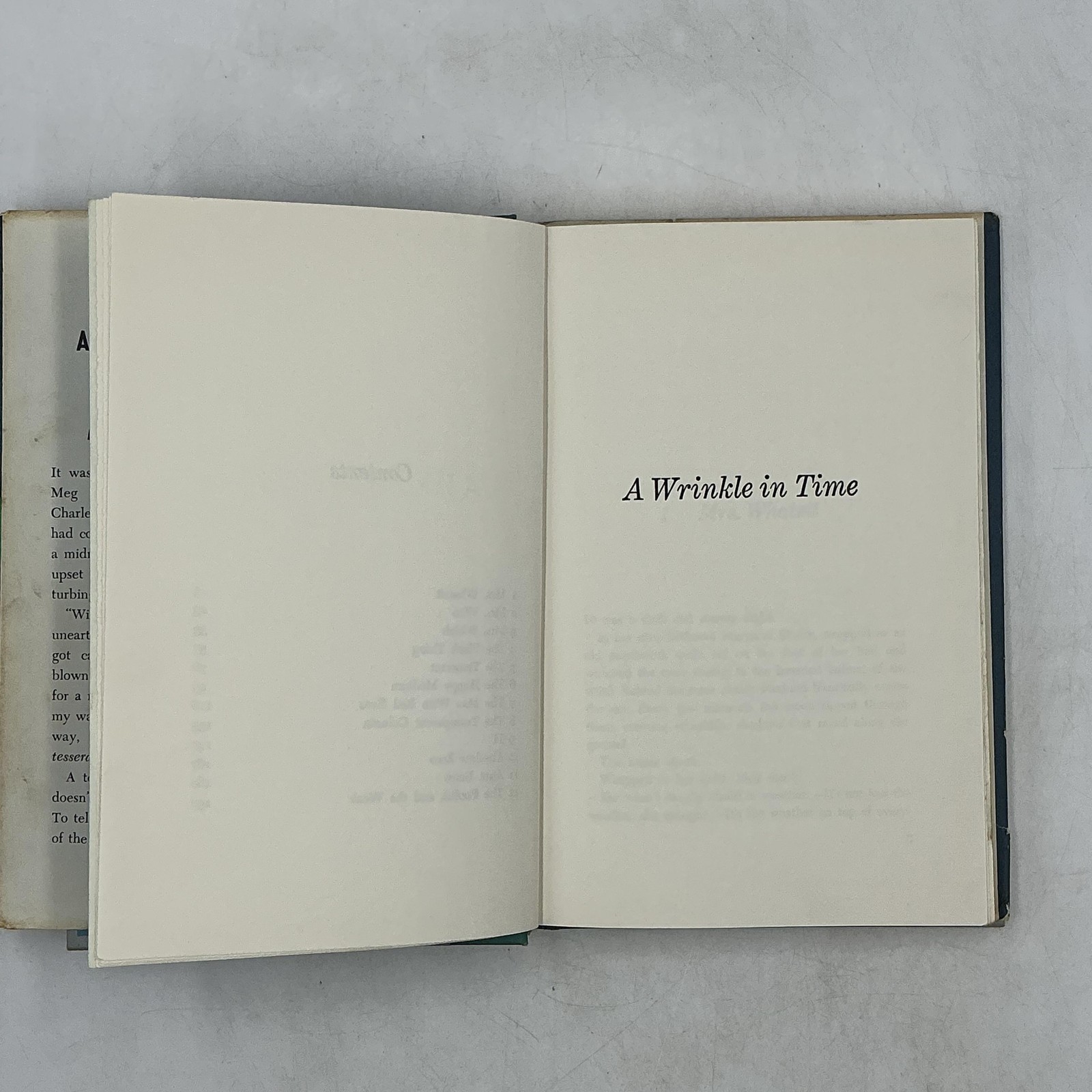 A WRINKLE IN TIME Madeleine L&rsquo;Engle 1962 1st Ed HC DJ Vintage Blue BCE
