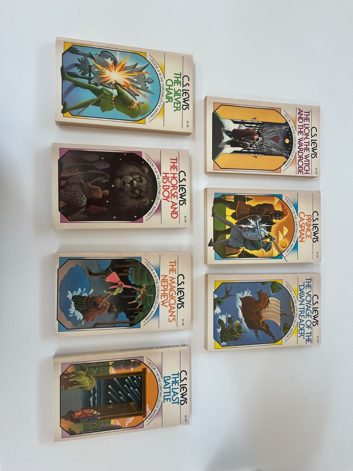 VINTAGE UNREAD 1970&rsquo;s Chronicles of Narnia Box Set 1-7 C.S. Lewis Pauline Baynes