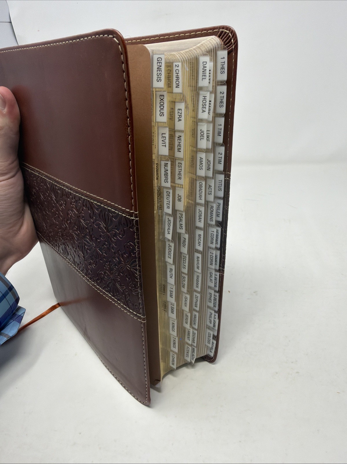 Holy Bible: Wide-Margin Personal Notes Edition : King James Versi