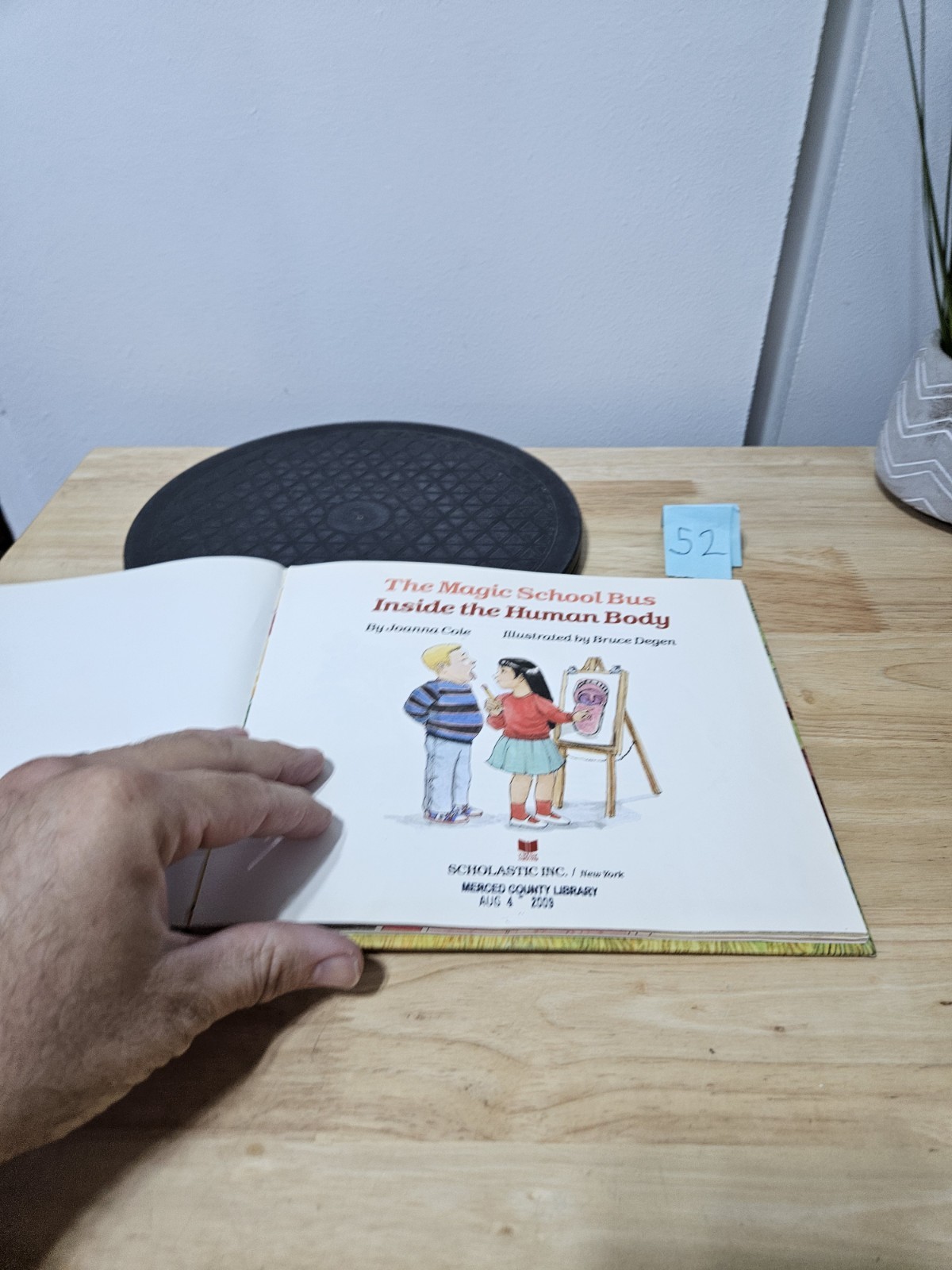 1989 FIRST PRINT – The Magic School Bus: Inside the Human Body by Joanna Cole
