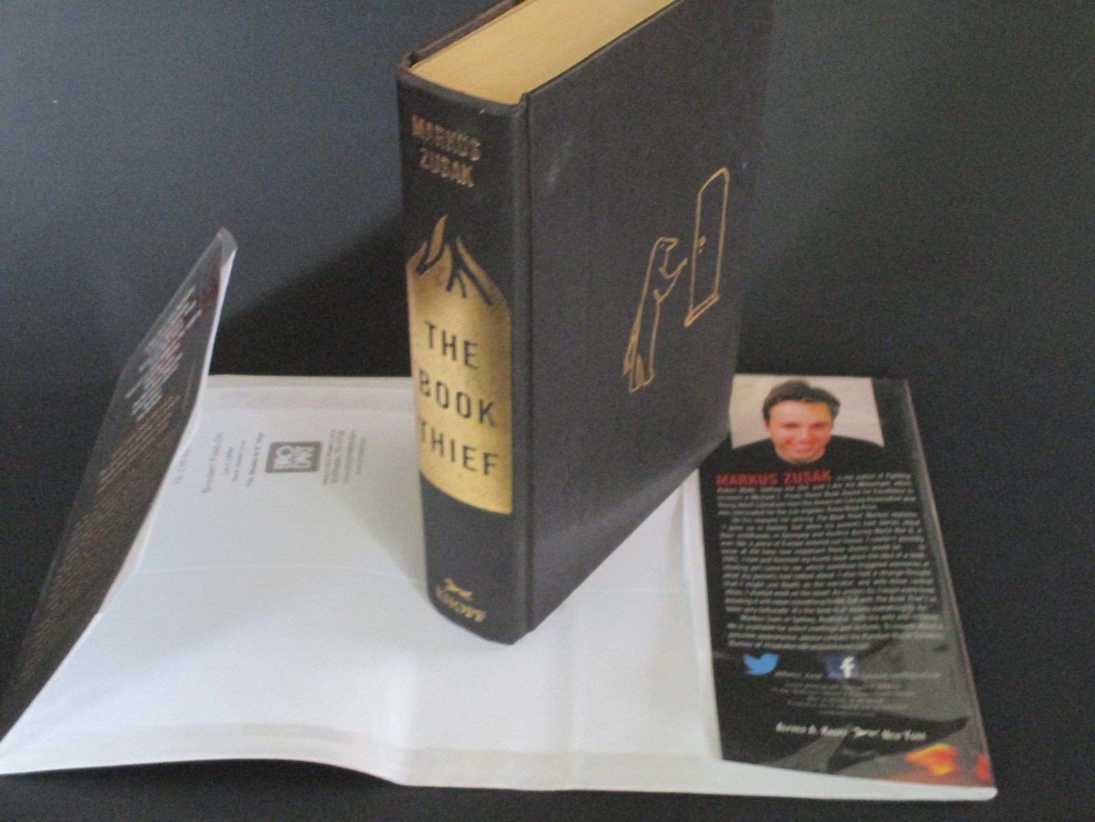 The Book Thief by Markus Zusak. Exclusive Collector&rsquo;s Edition 1st Printing HCDJ.