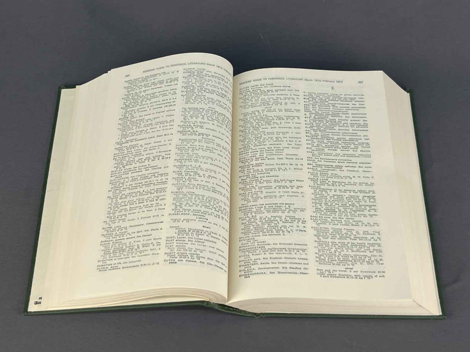 1972 -73 Reader&rsquo;s Guide to Periodical Literature Volume 32 by H.W. Wilson