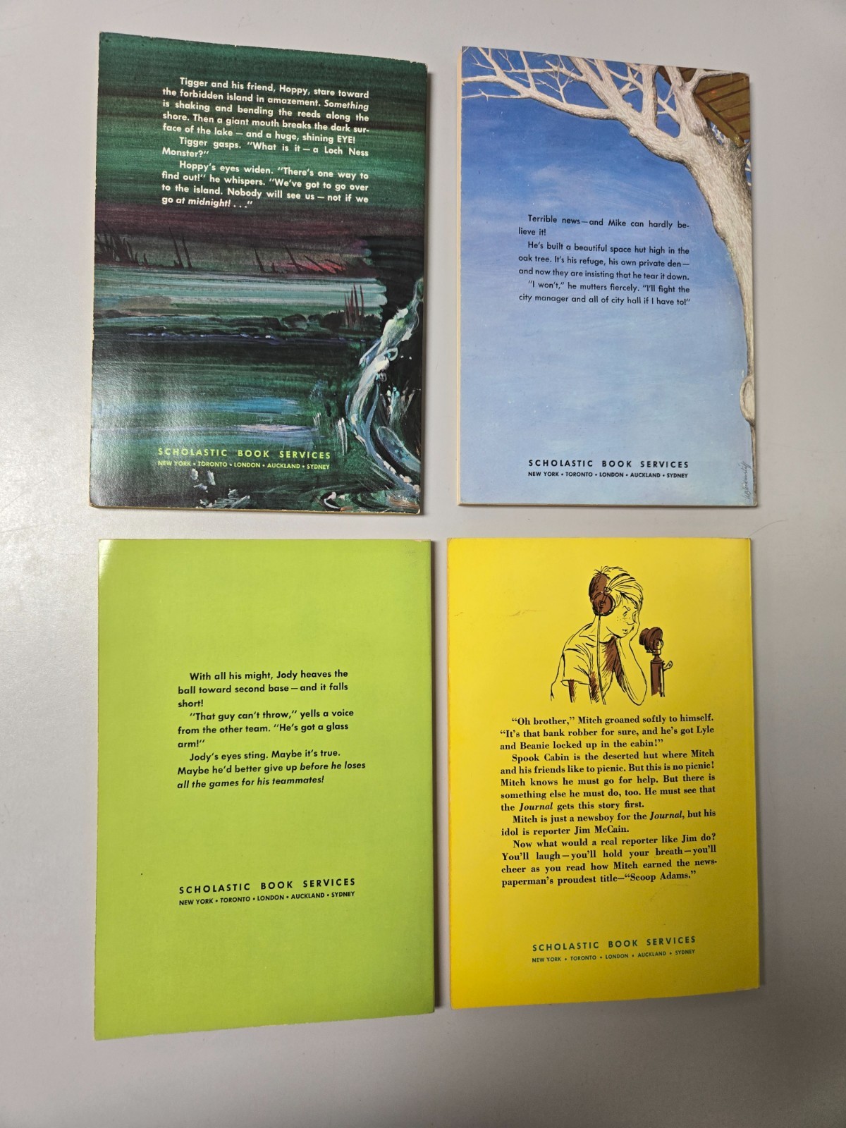 Vintage 1970&rsquo;s Scholastic Book Services SBS Paperback Book Lot