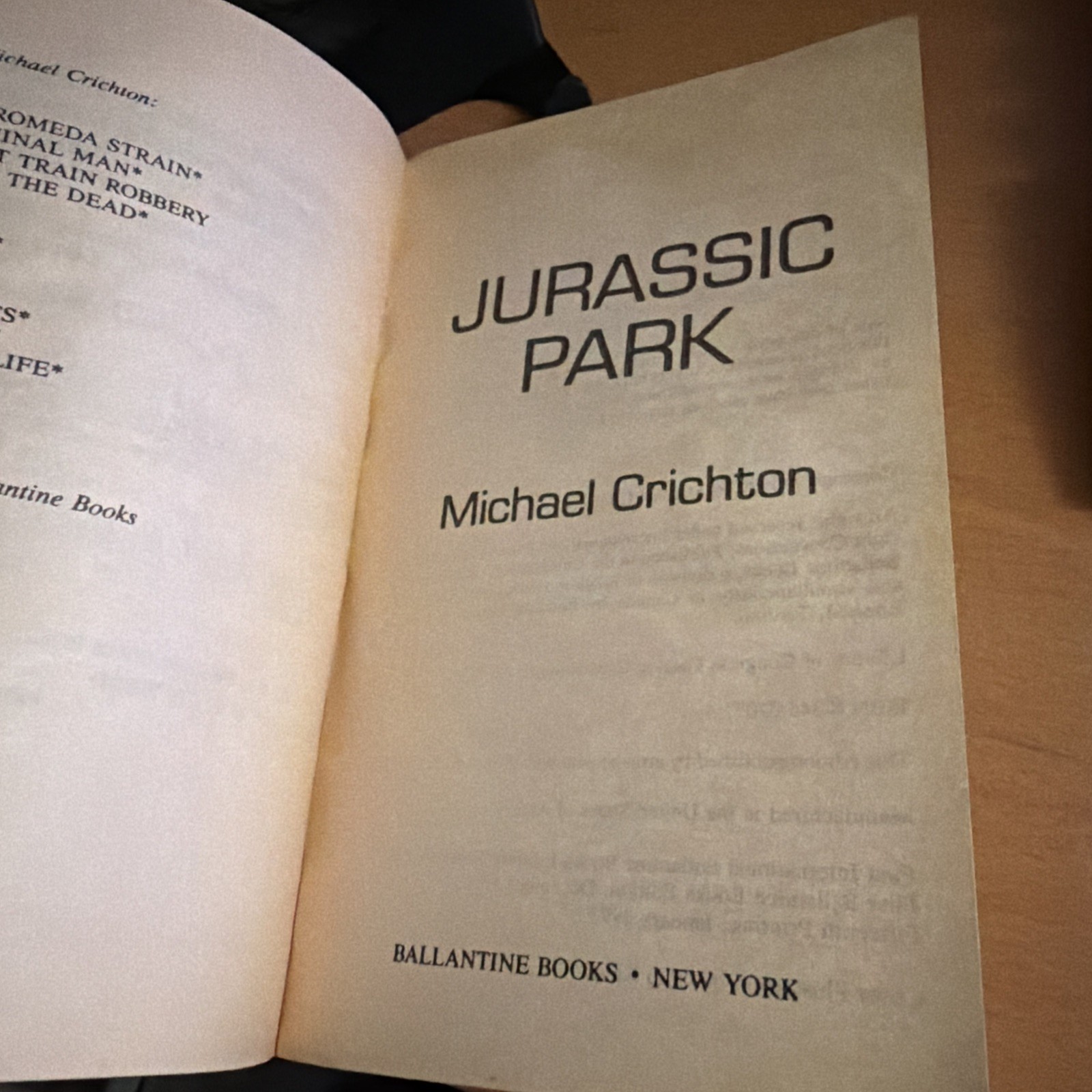 First Paperback Edition Jurassic Park by Michael Crichton (1993)