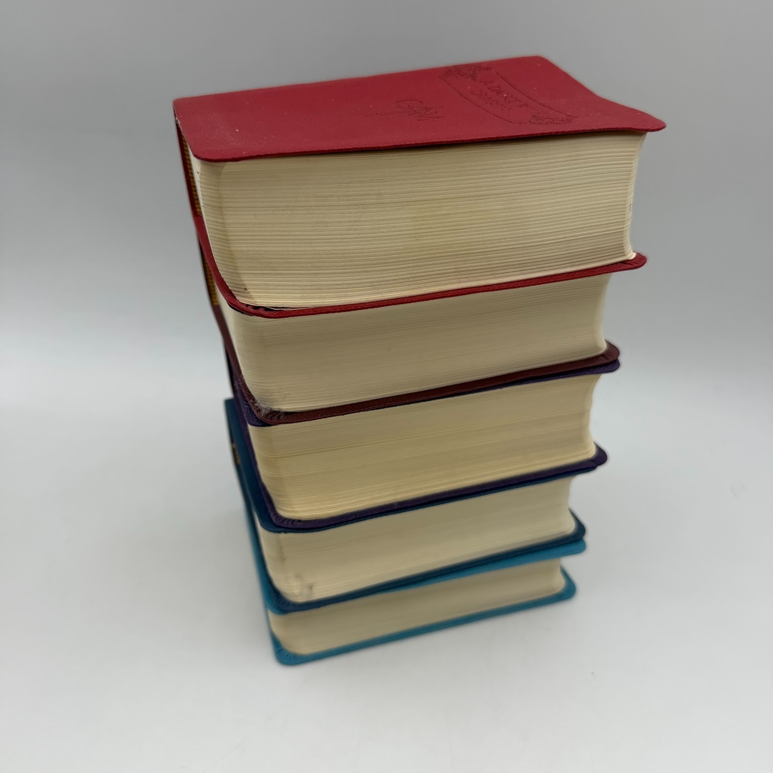 George R. R. Martin&rsquo;s a Game of Thrones Leather-Cloth Vol. 1-5 Set With Slipcase