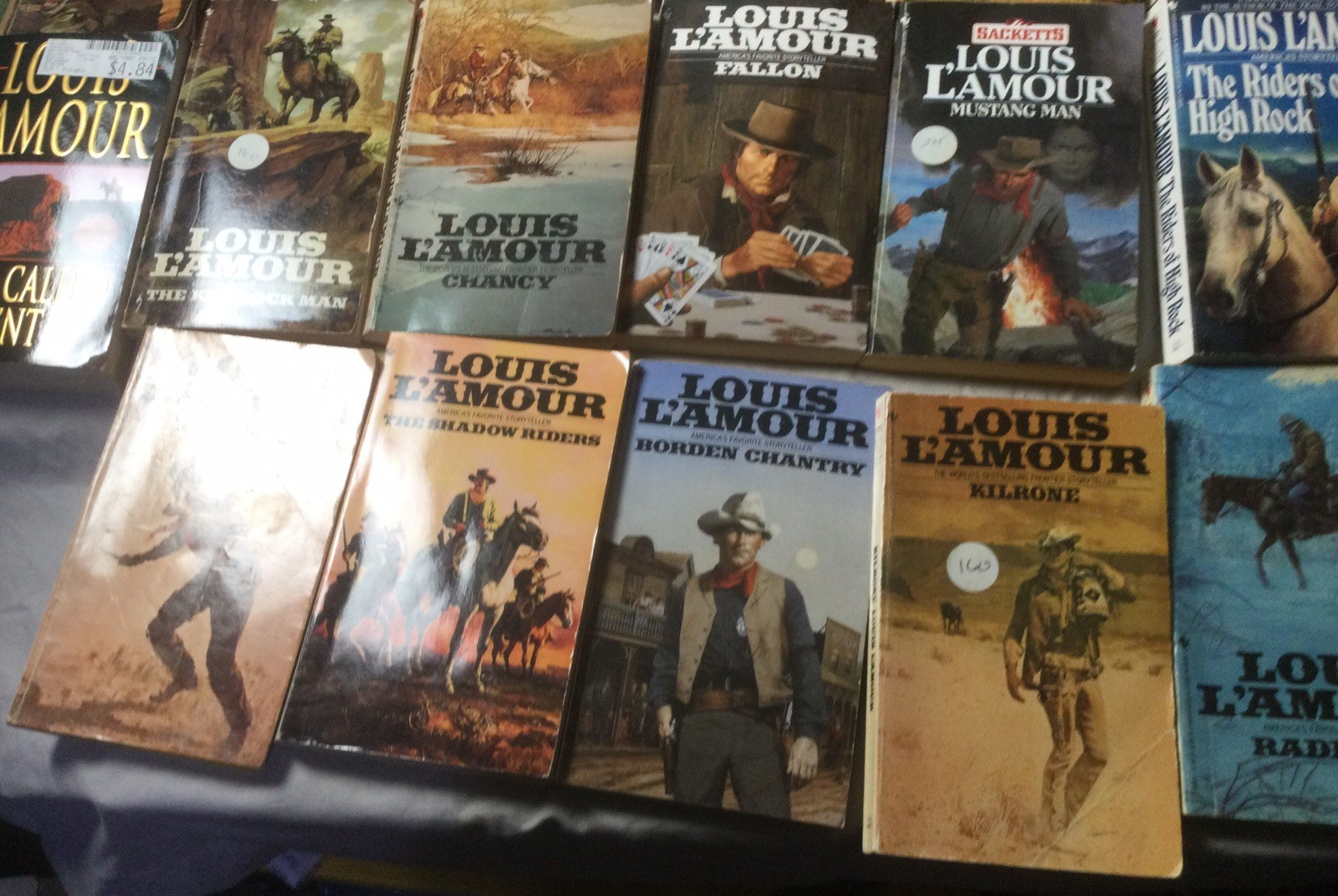 80+ Louis L&rsquo;Amour Paperback Lot Western Collection Sackett Series